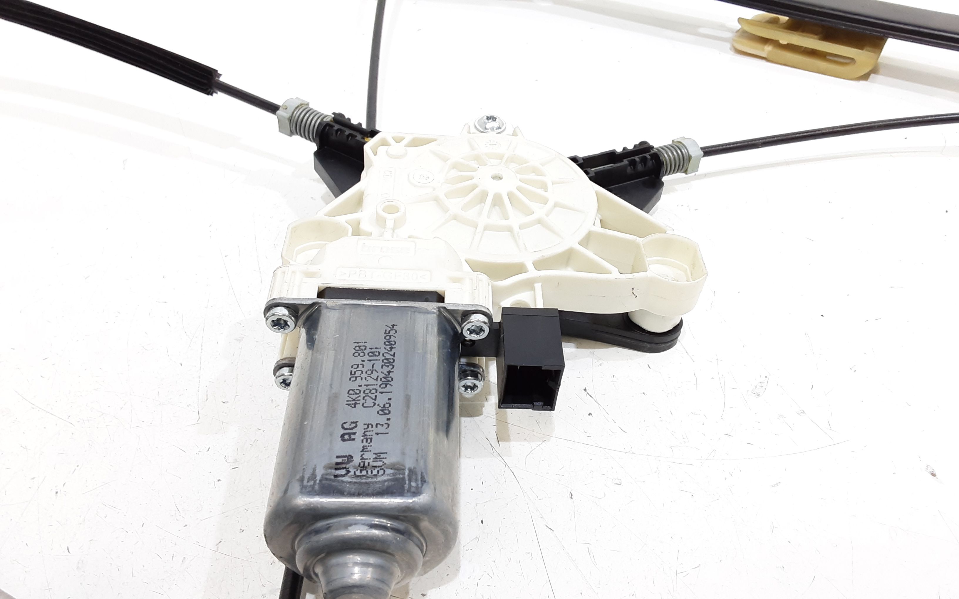 Alzacristallo Porta Ant. Sinistro Usato