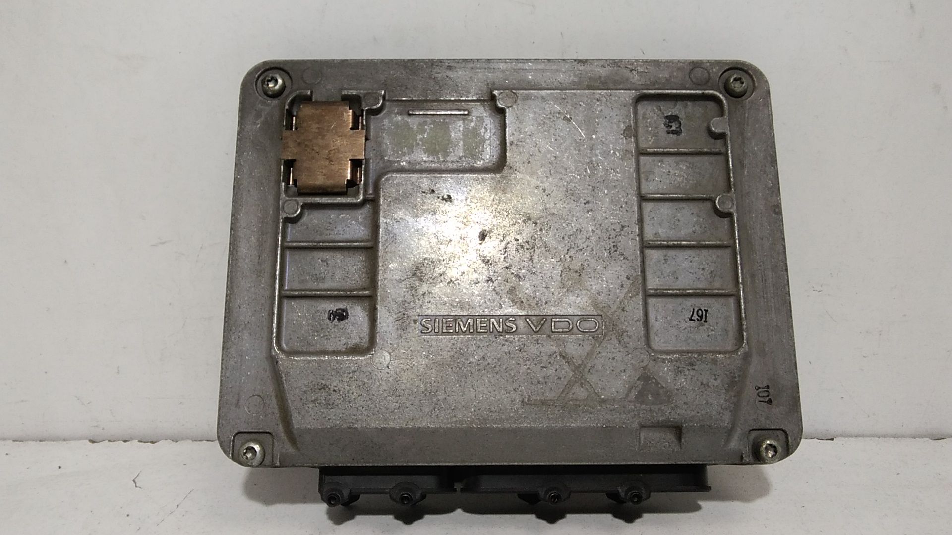 Centralina Iniezione 03F906070KF Usato