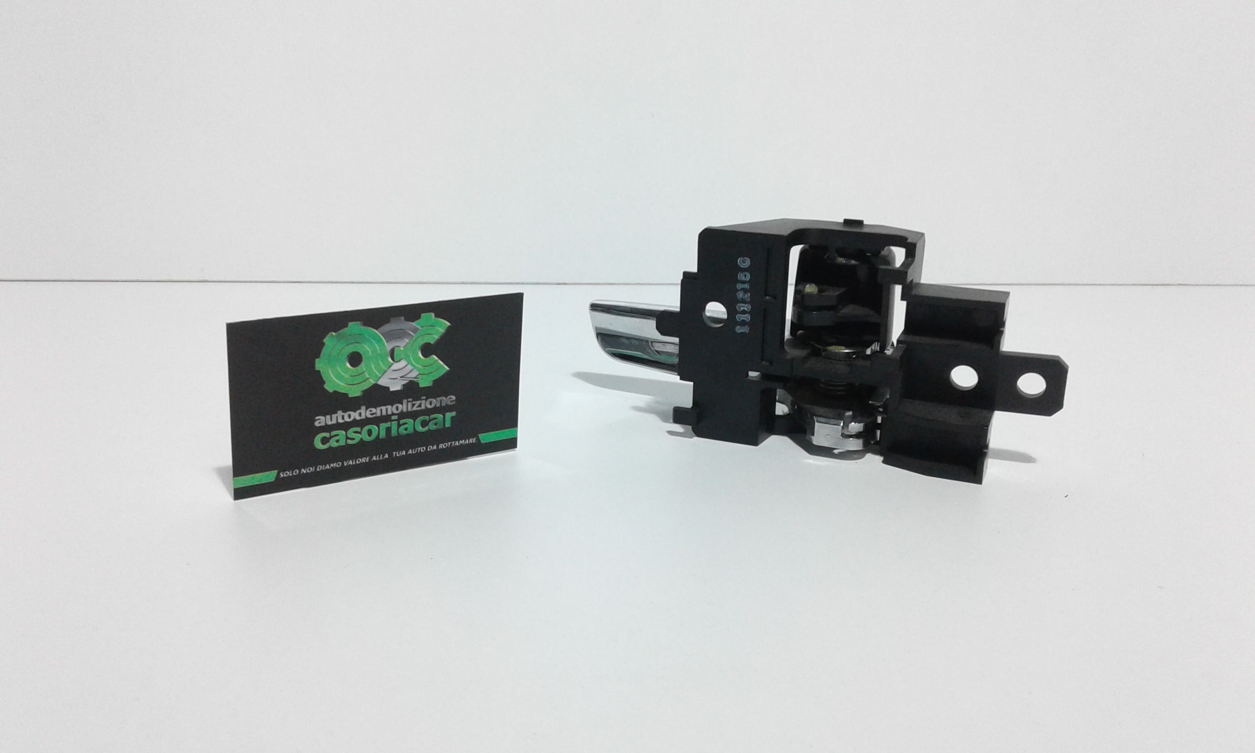 Maniglia Int. Apertura Porta Ant. Sinistro 5716A479XB Usato