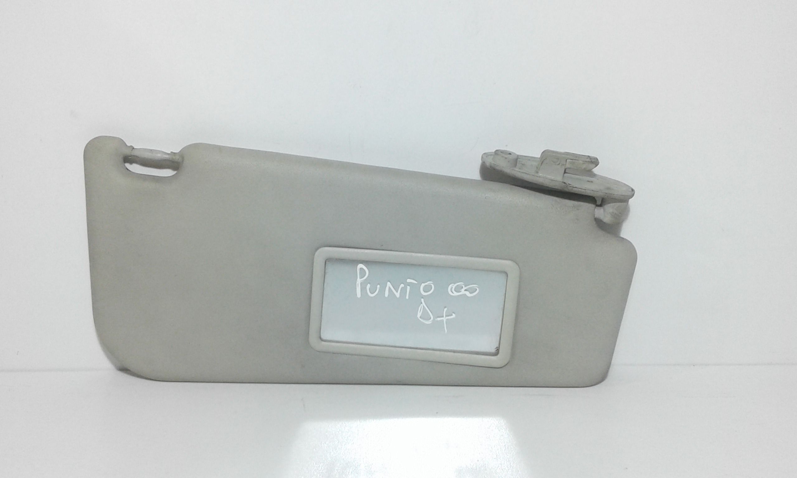 Aletta Parasole Parabrezza Destro 735338206 Usato