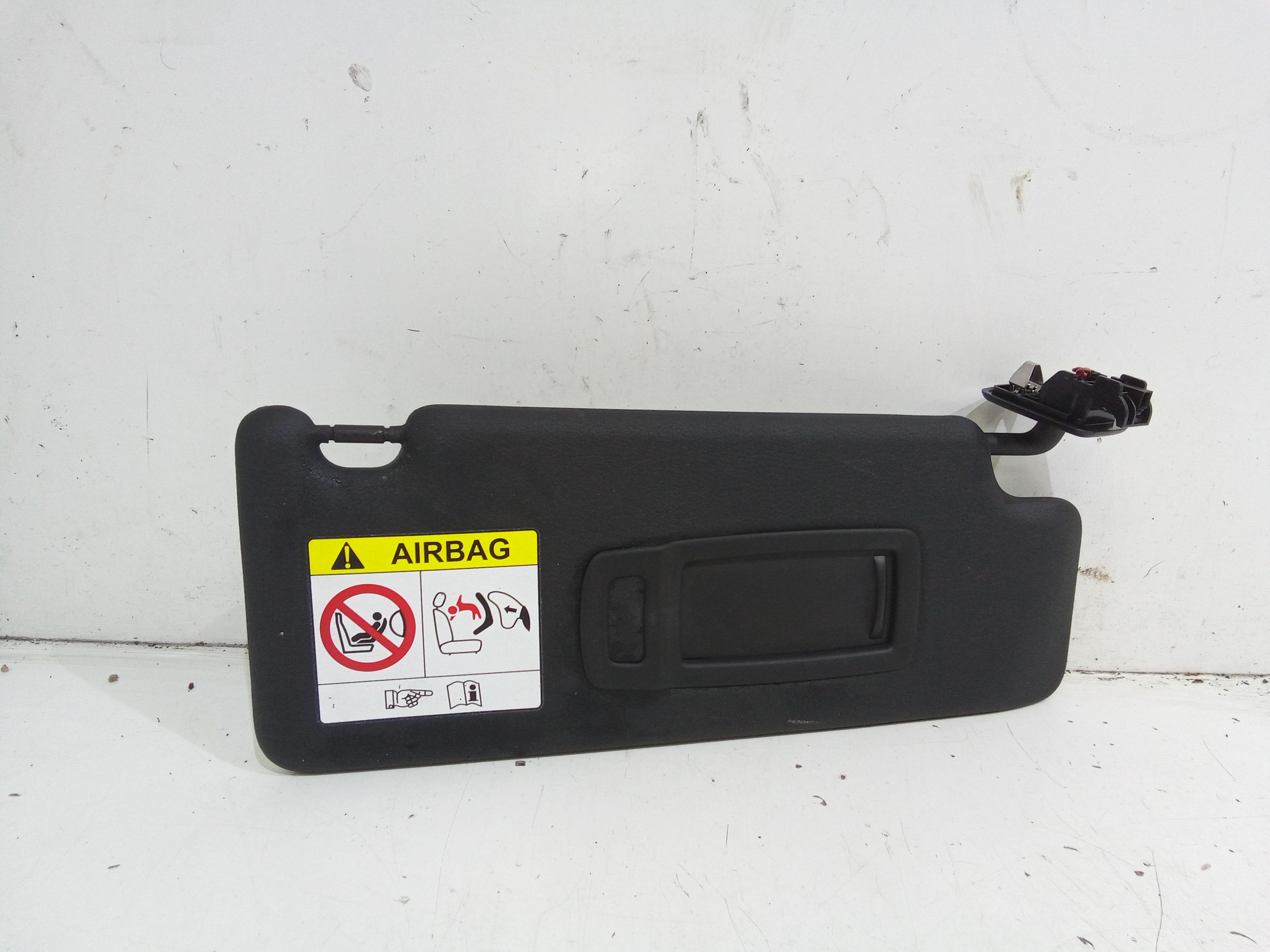 Aletta Parasole Parabrezza Destro 51165A3BCA6 Usato