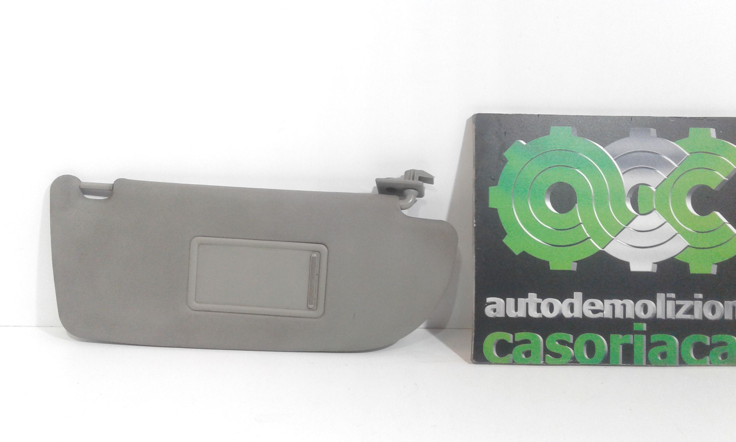 Aletta Parasole Parabrezza Destro 735314225 Usato