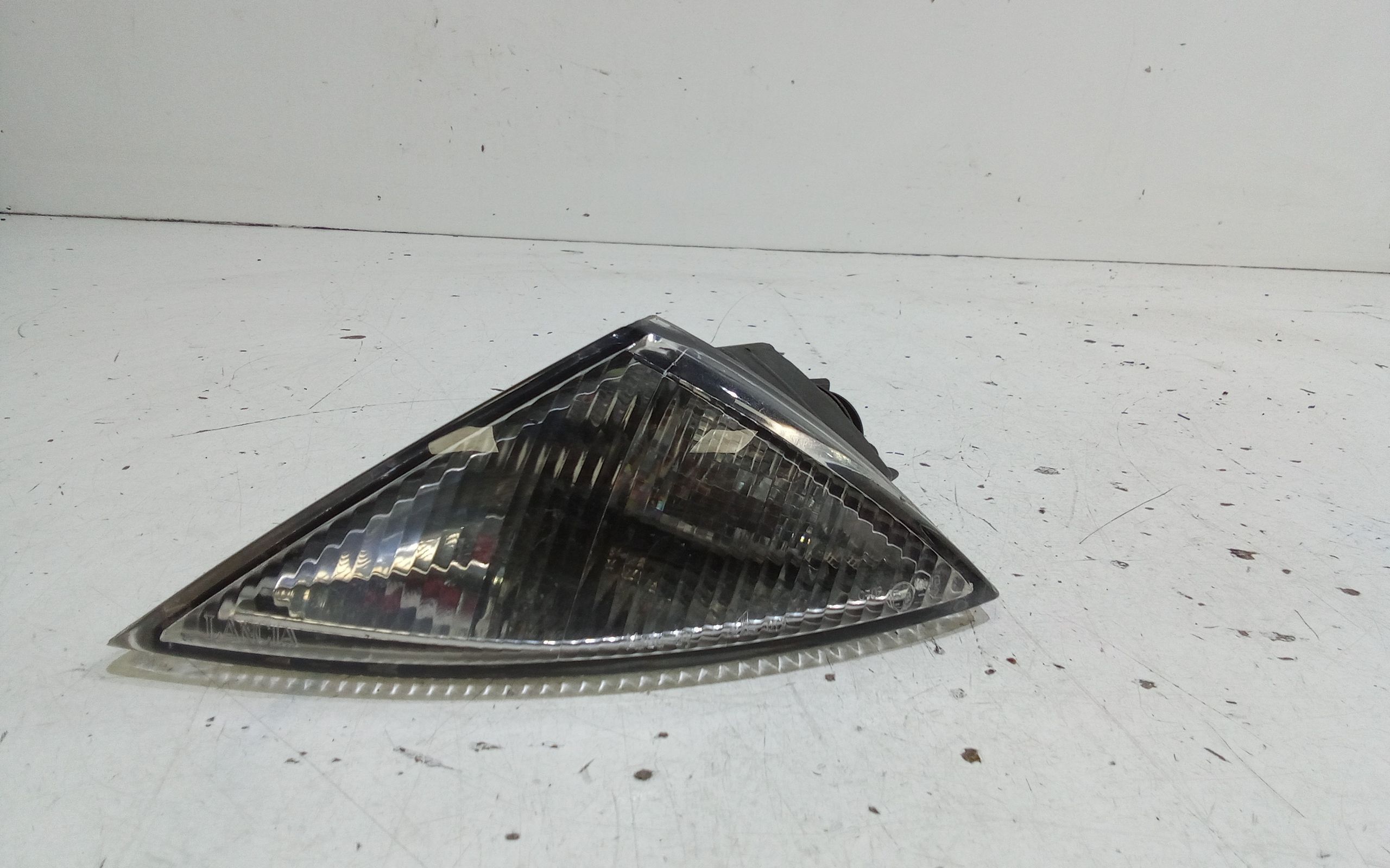 Lampada Direzione Ant. Sinistro 14148090 Usato