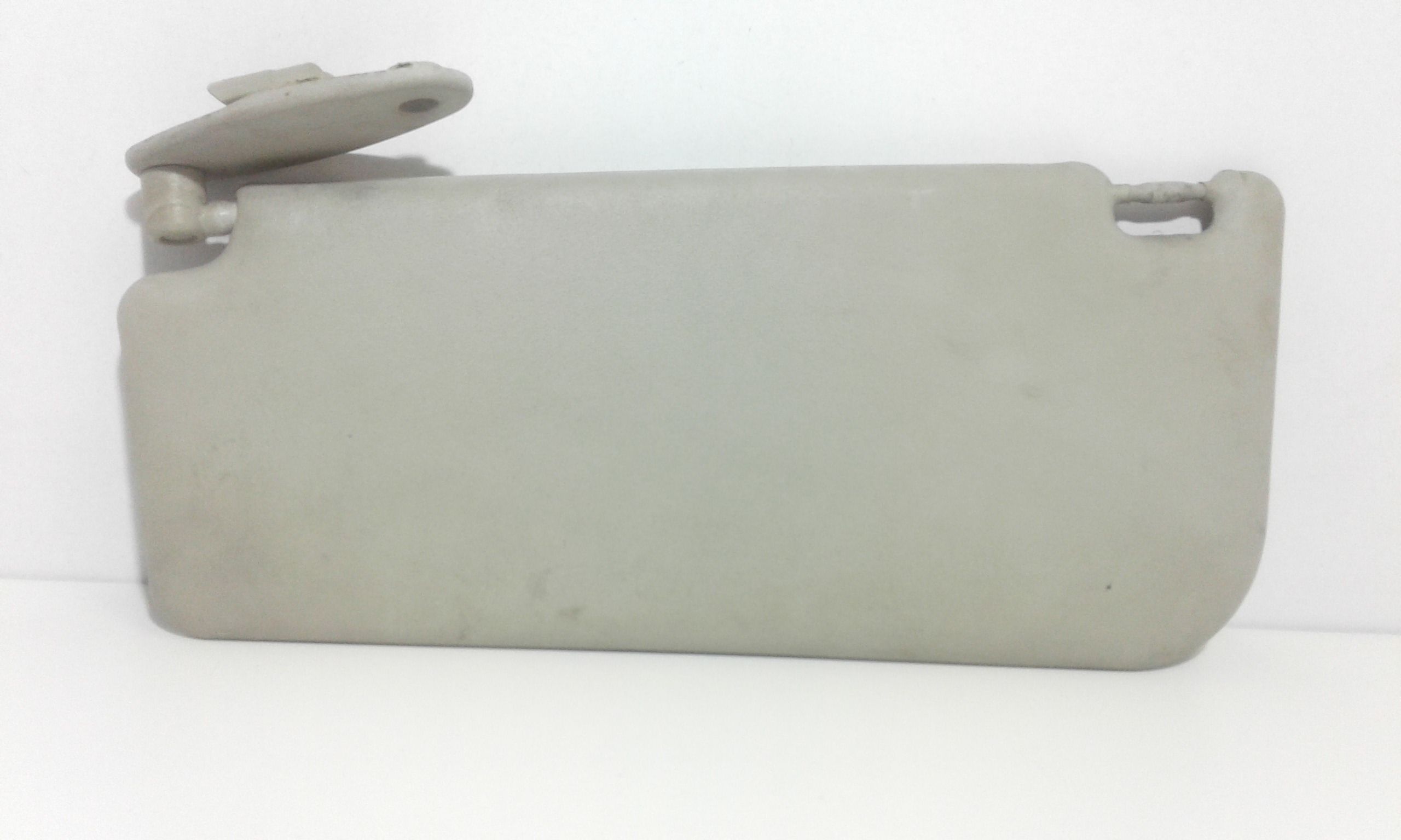 Aletta Parasole Parabrezza Sinistro 8520102200OB Usato