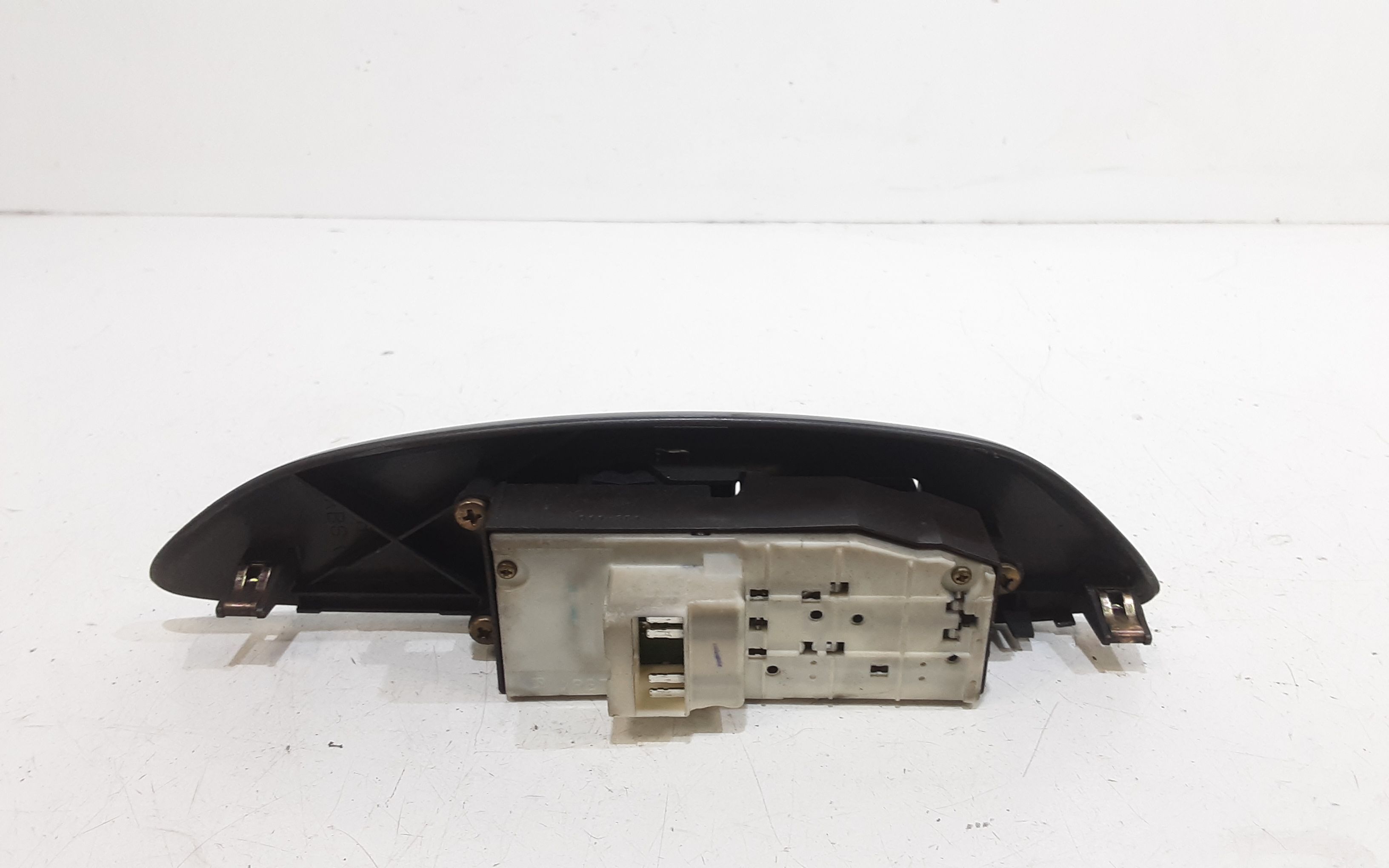 Interruttore Alzacristalli Porta Ant. Sinistro 848200D040 Usato