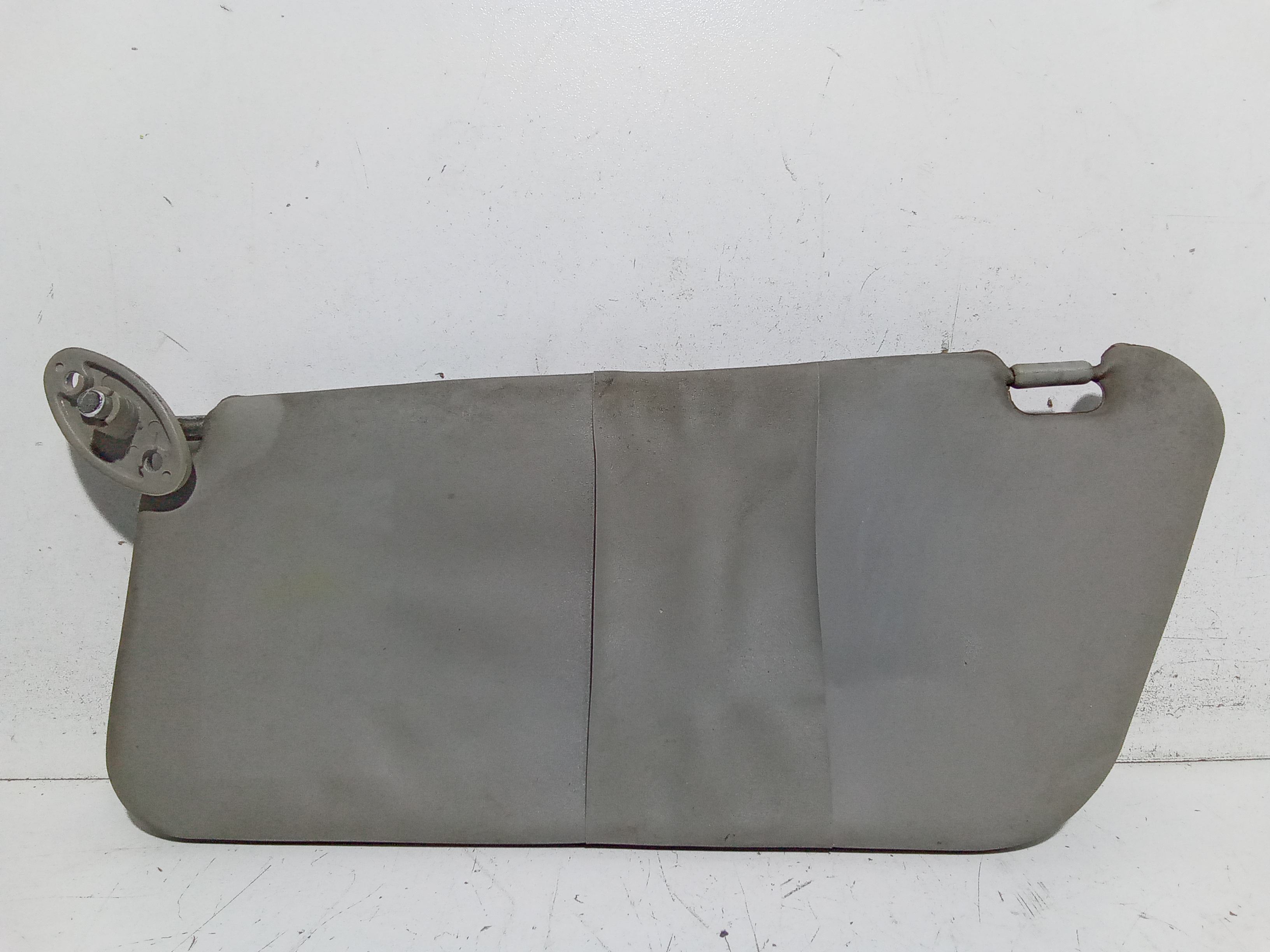 Aletta Parasole Parabrezza Sinistro 96279932 Usato