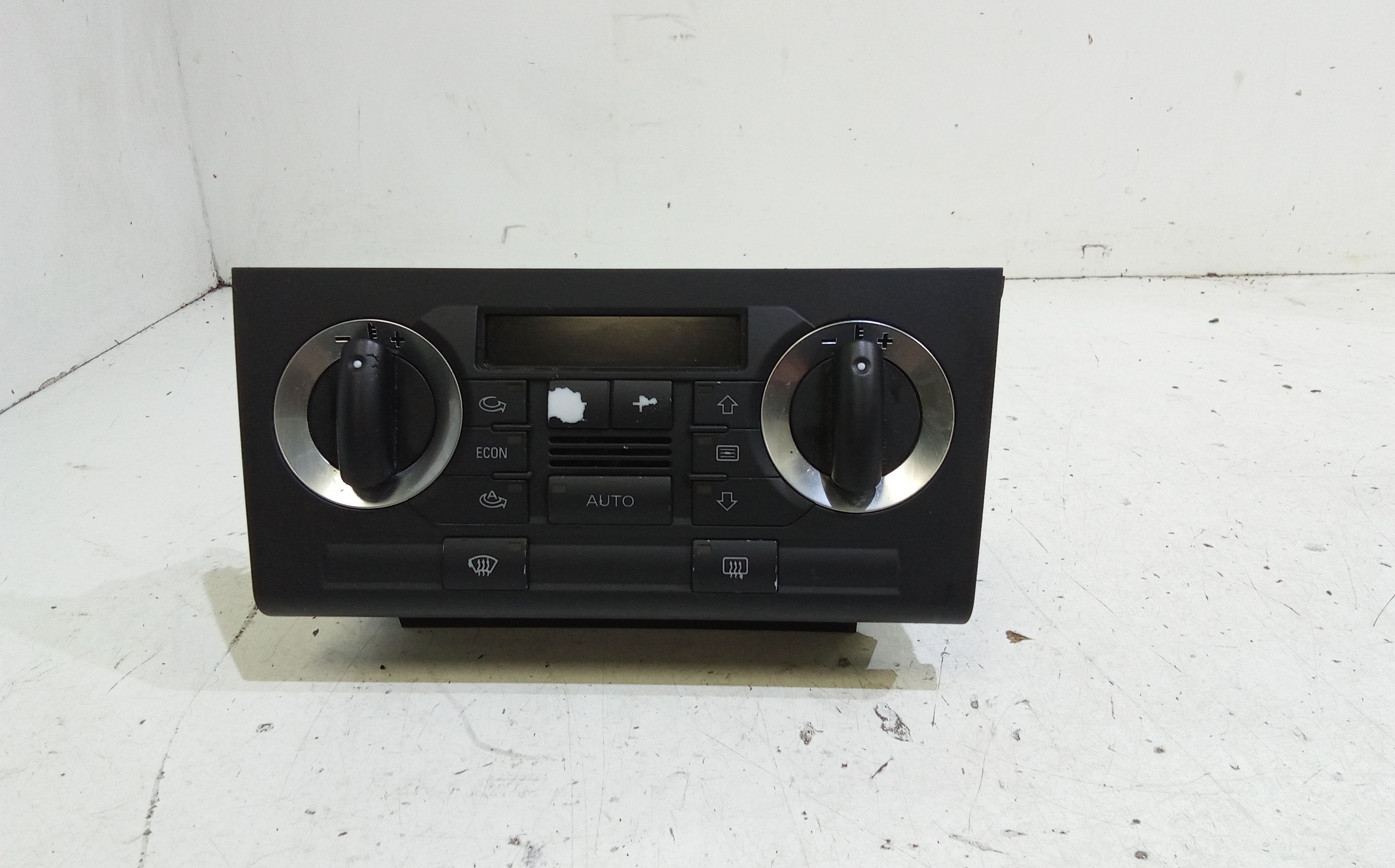 Blocco Comando Climatizzazione 8P0819047F5PR Usato