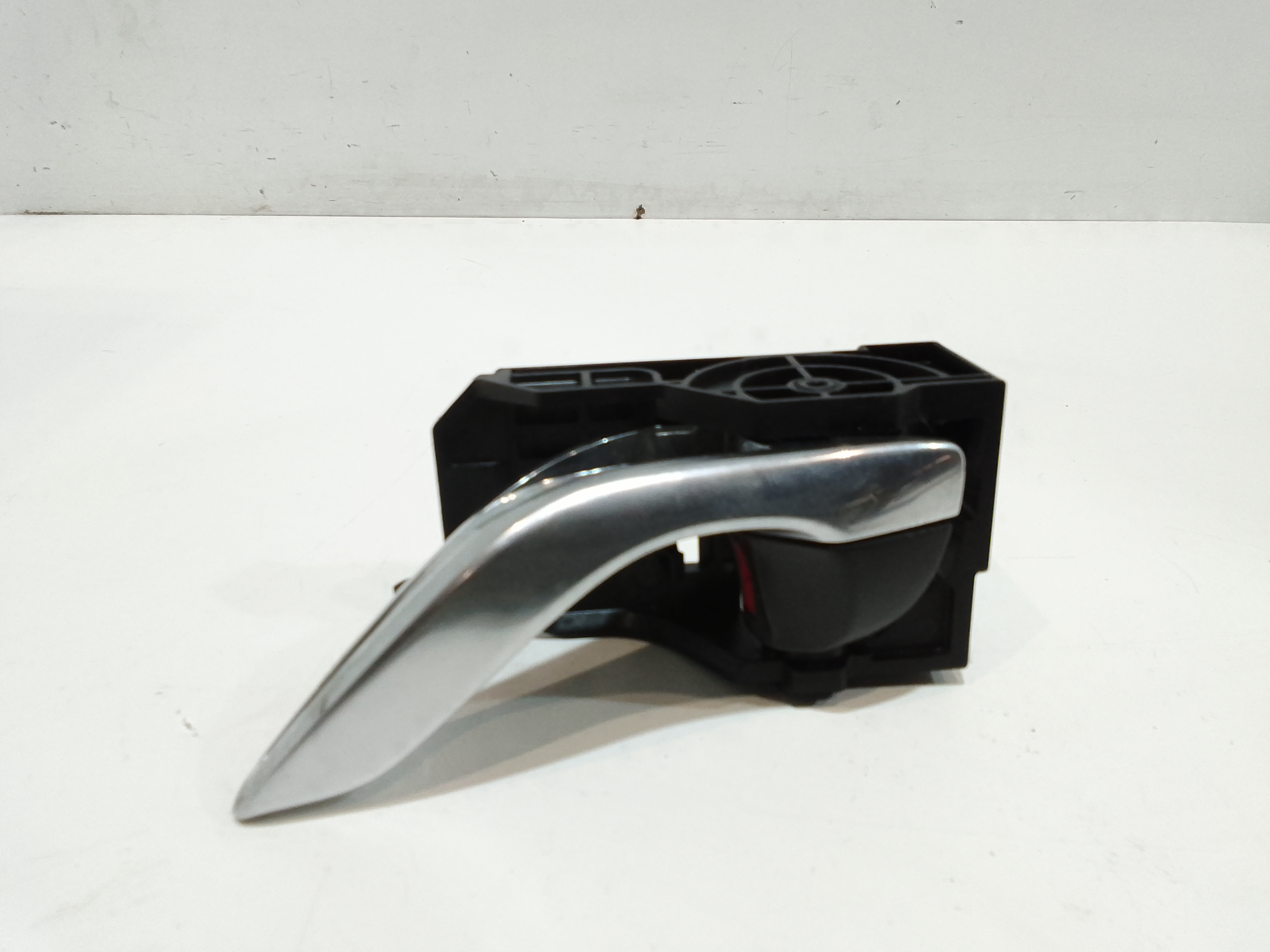 Maniglia Int. Apertura Porta Post. Sinistro KD5359330C Usato