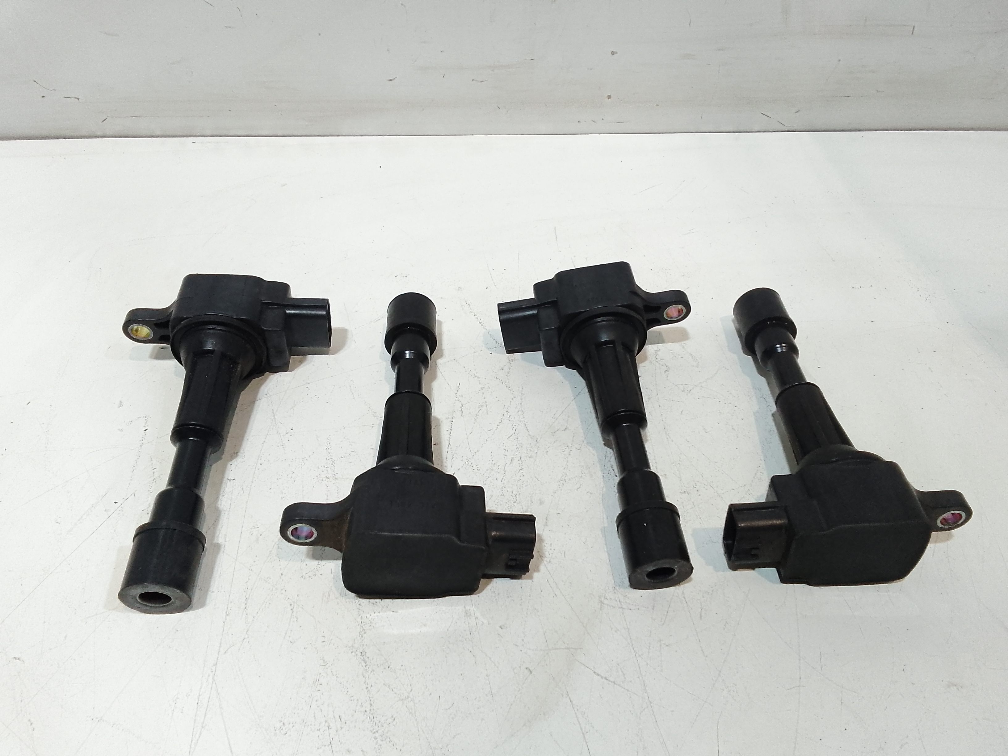 Iniettore BP4W13250 Usato