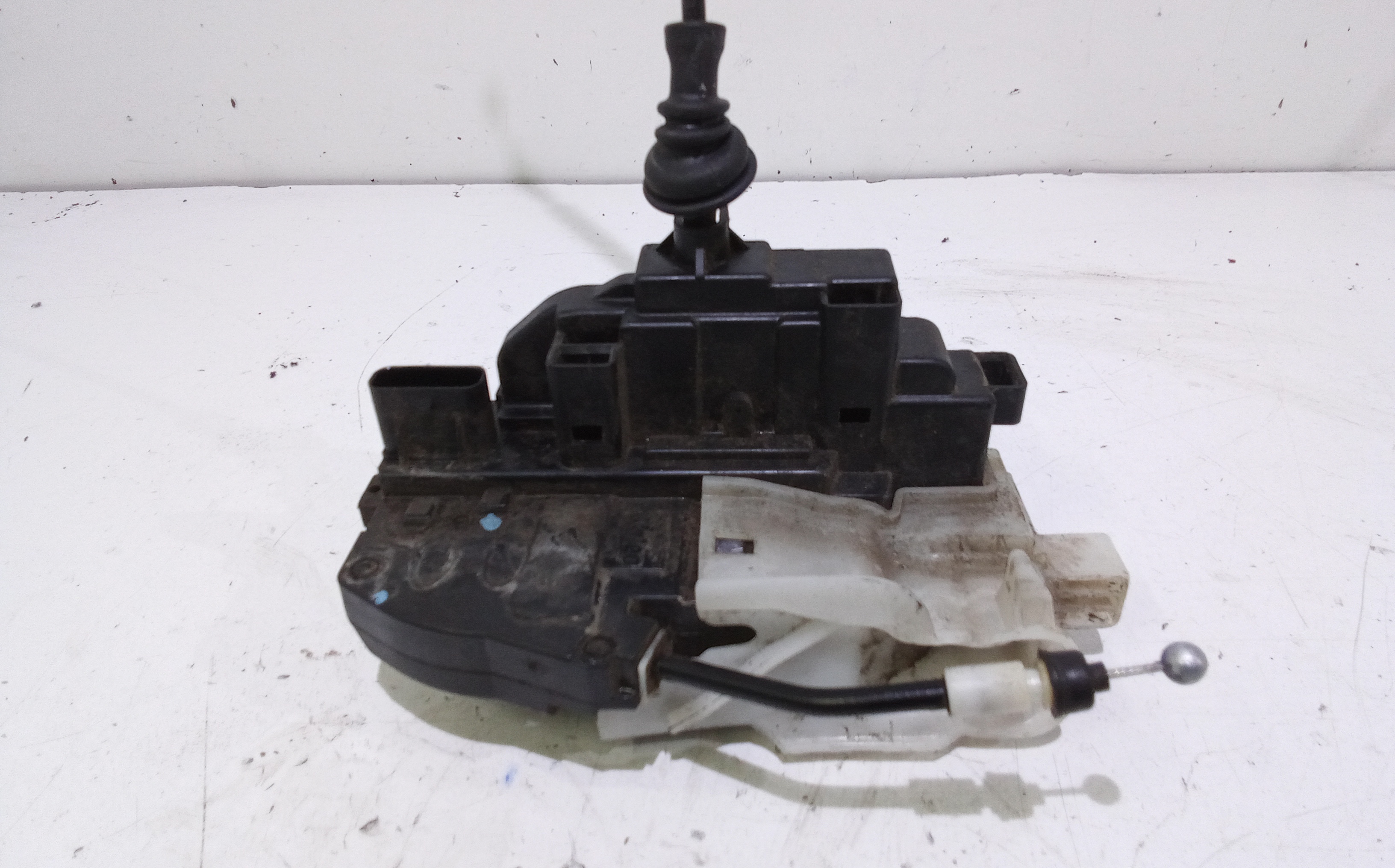 Serratura Porta Ant. Sinistro 813101H000 Usato