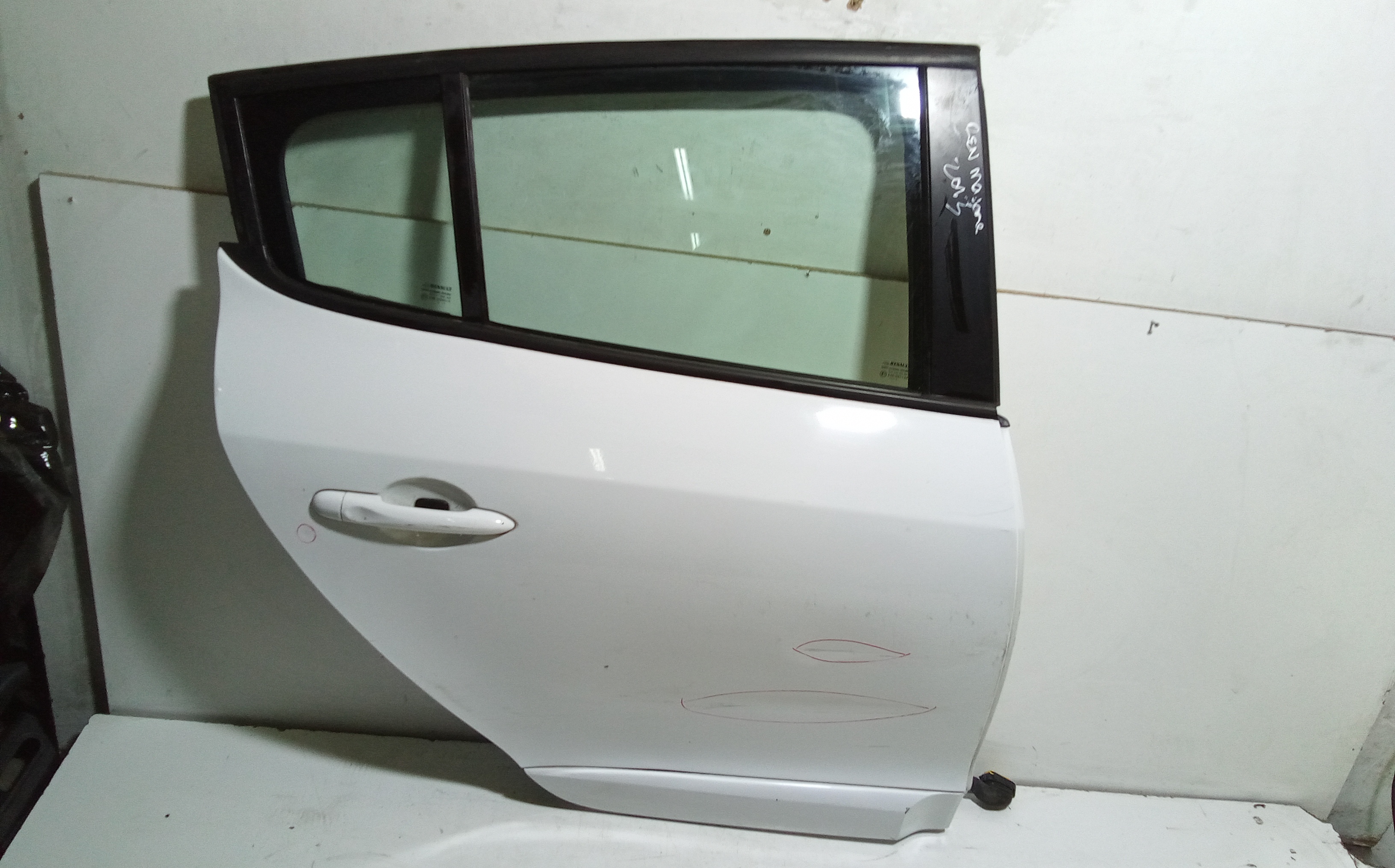 Porta Post. Destro 821006386R Usato