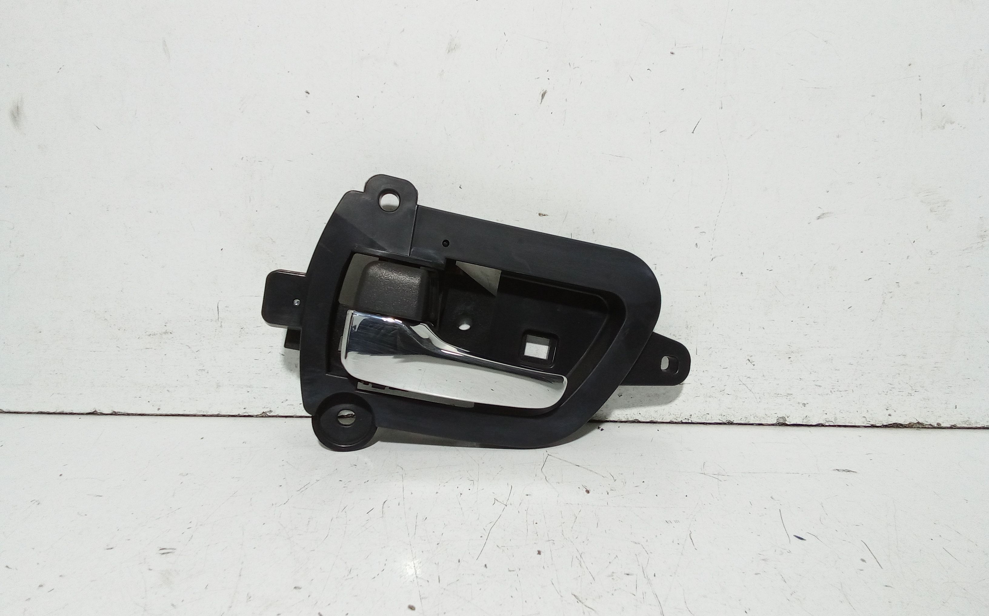 Maniglia Int. Apertura Porta Post. Sinistro 9143P3 Usato