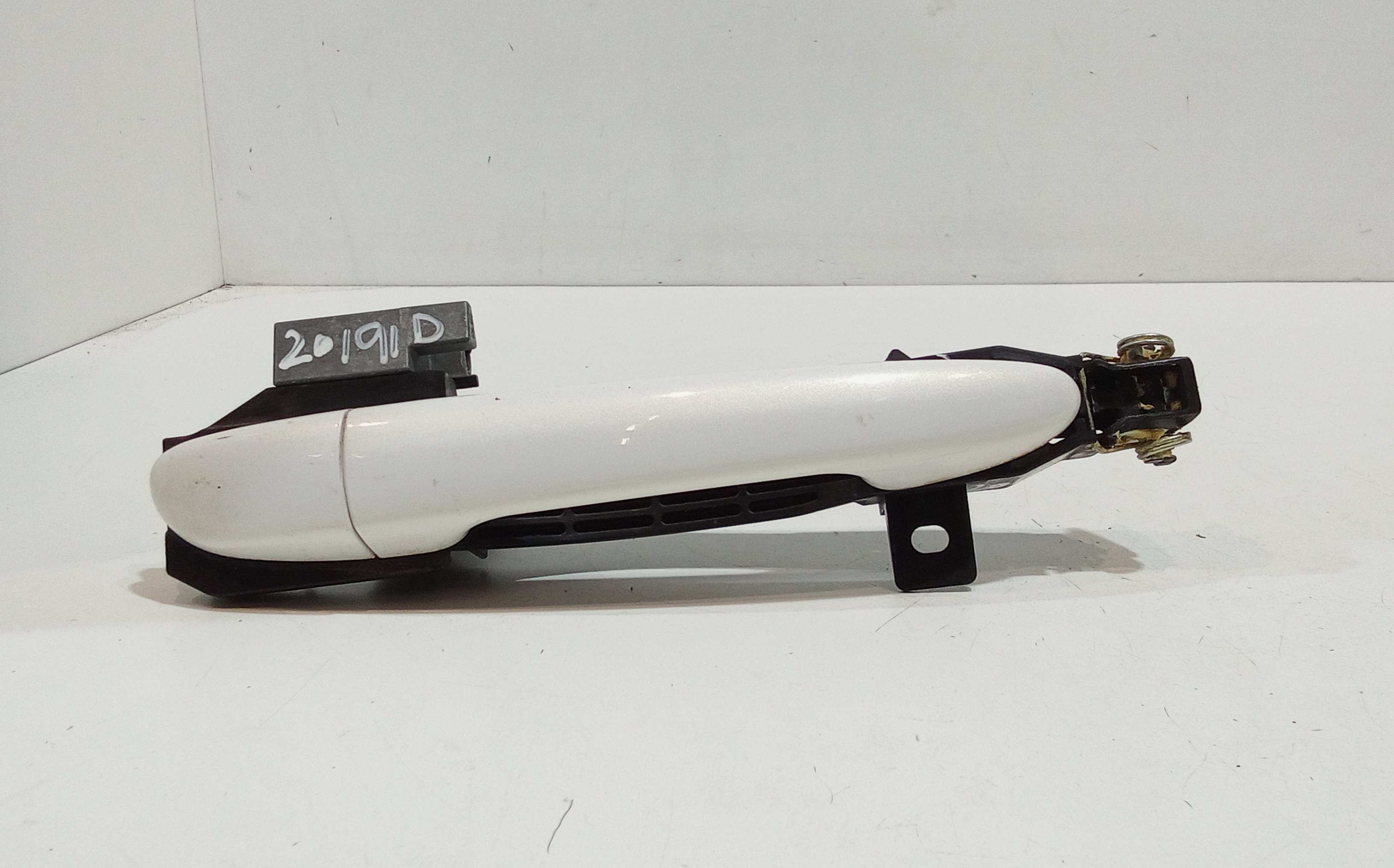 Maniglia Porta Ant. Destro KD475841XE08 Usato