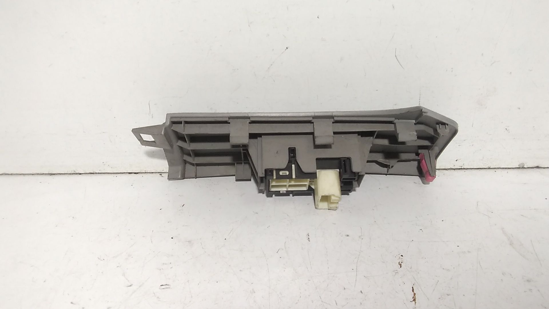 Interruttore Alzacristalli Porta Ant. Destro Usato