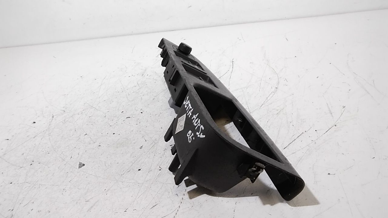 Interruttore Alzacristalli Porta Ant. Sinistro Usato