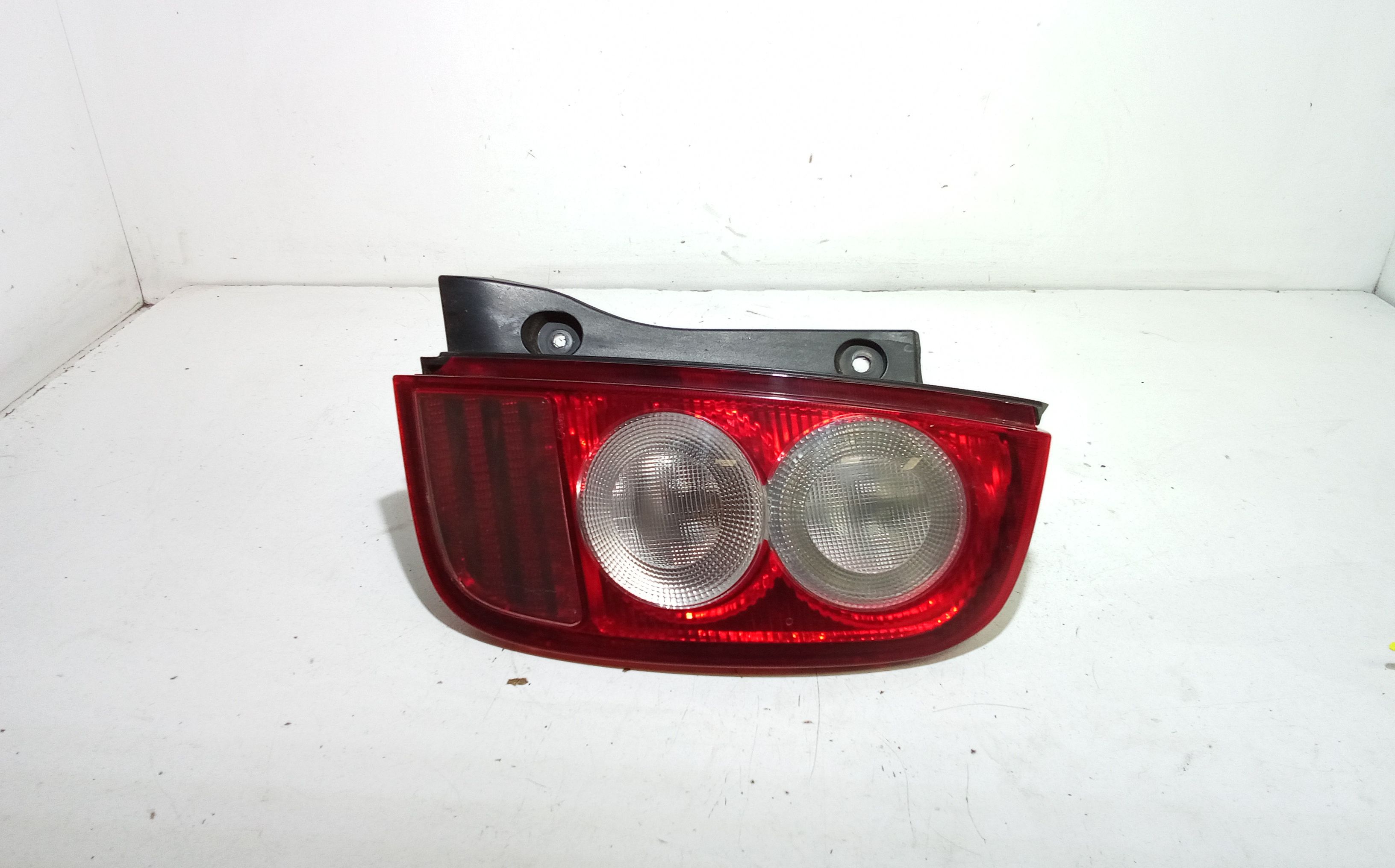 Fanale Post. Destro 265501F505 Usato