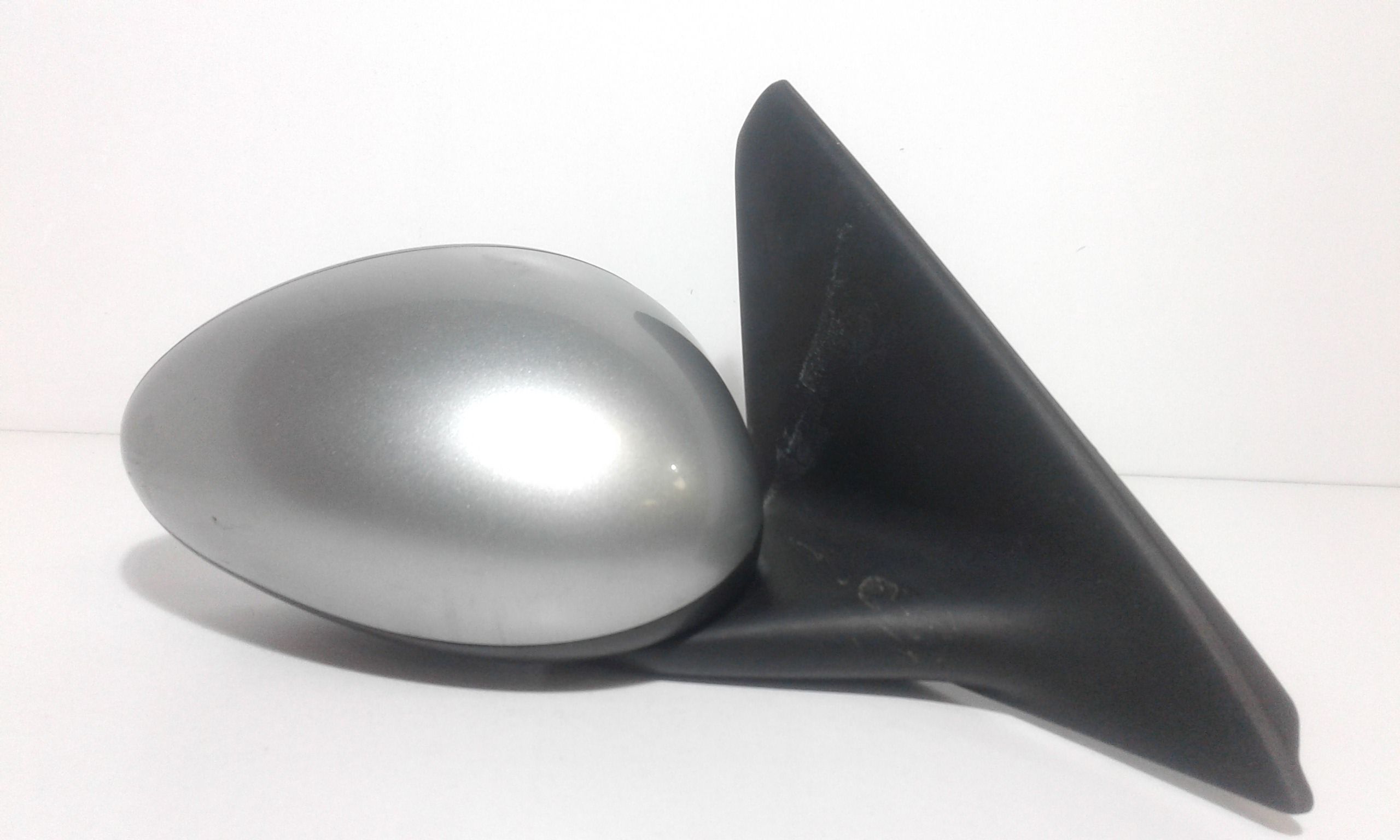 Retrovisore Est. Destro Usato