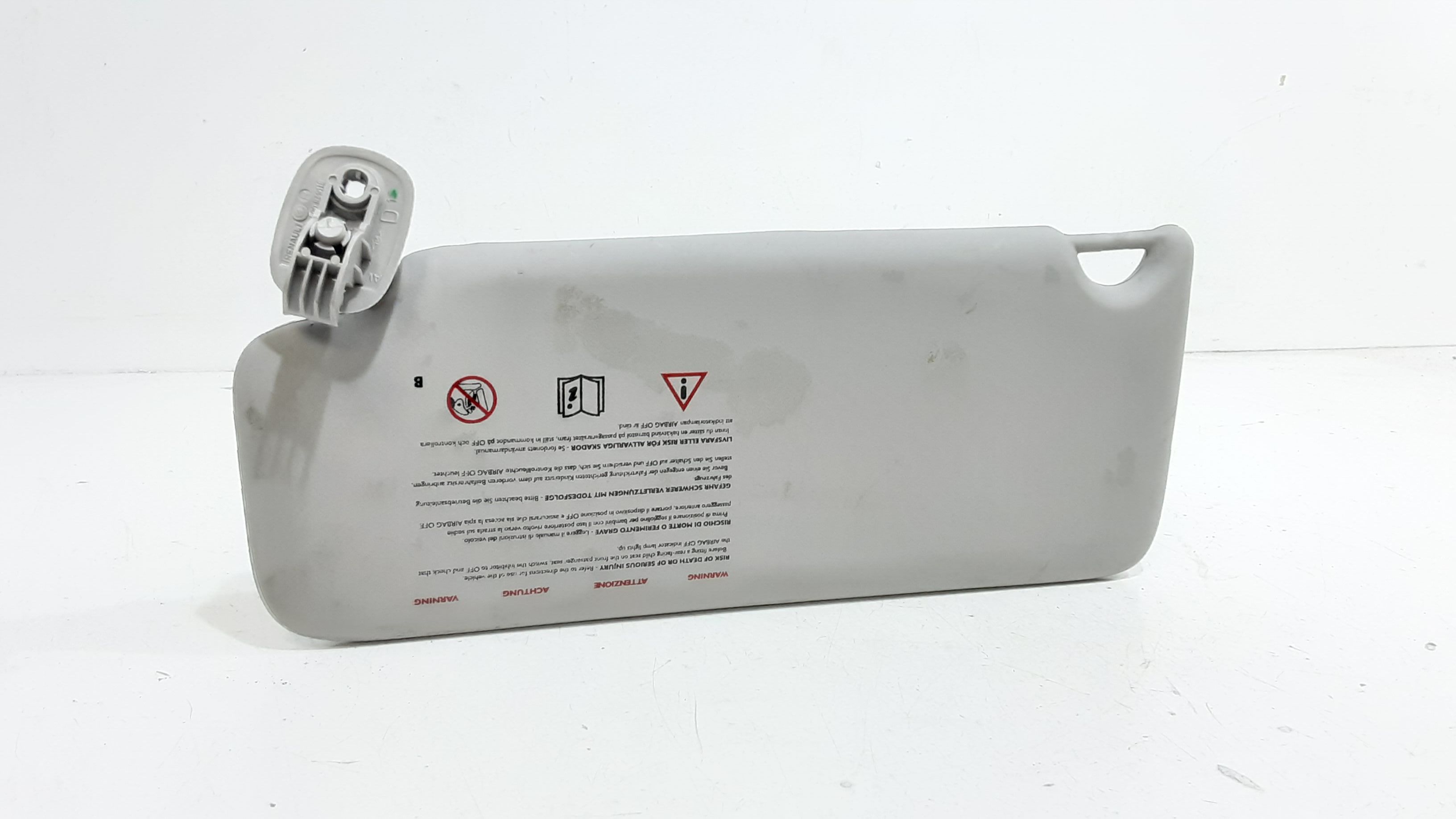 Aletta Parasole Parabrezza Destro 8200809473 Usato