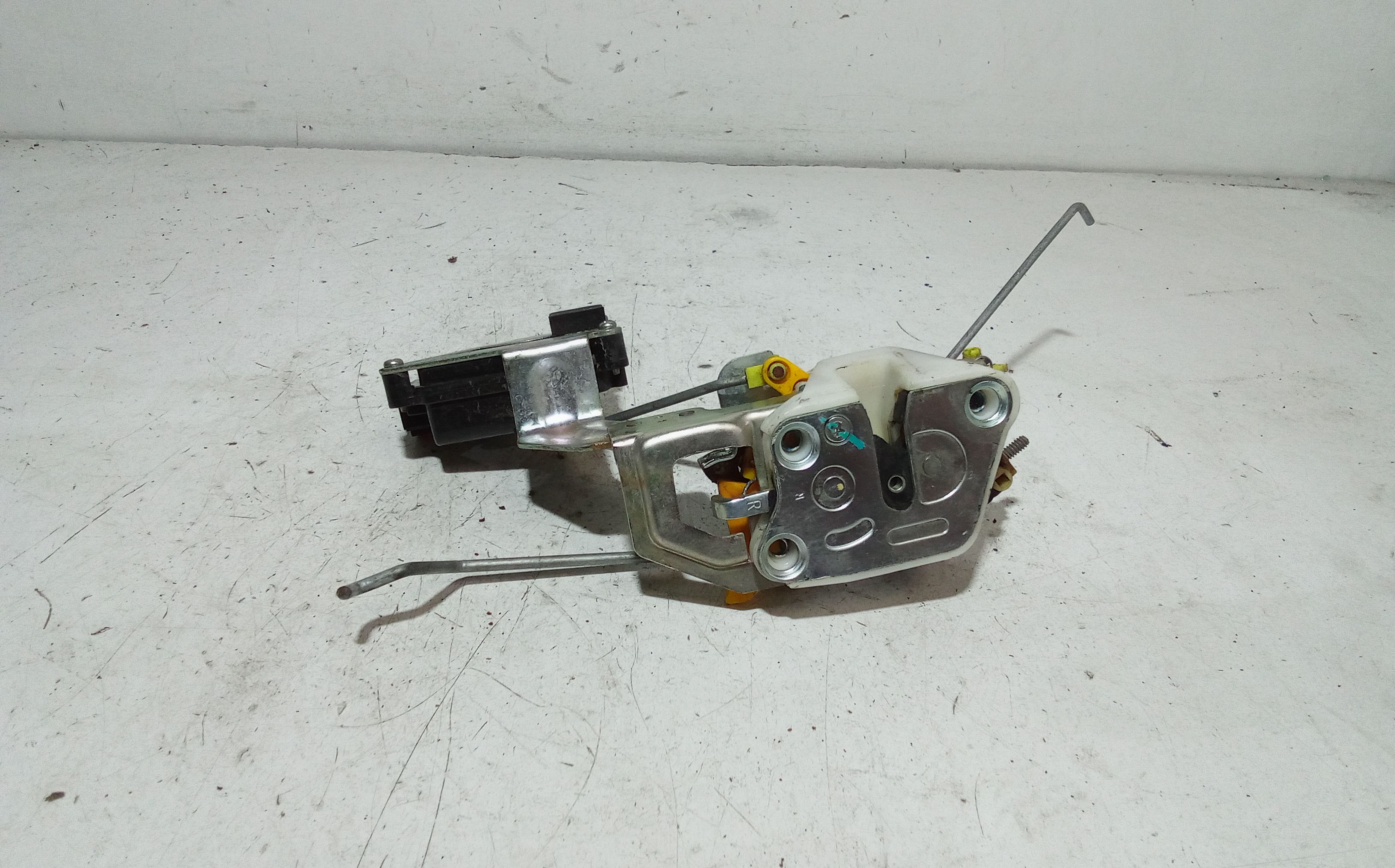 Serratura Porta Ant. Destro Usato