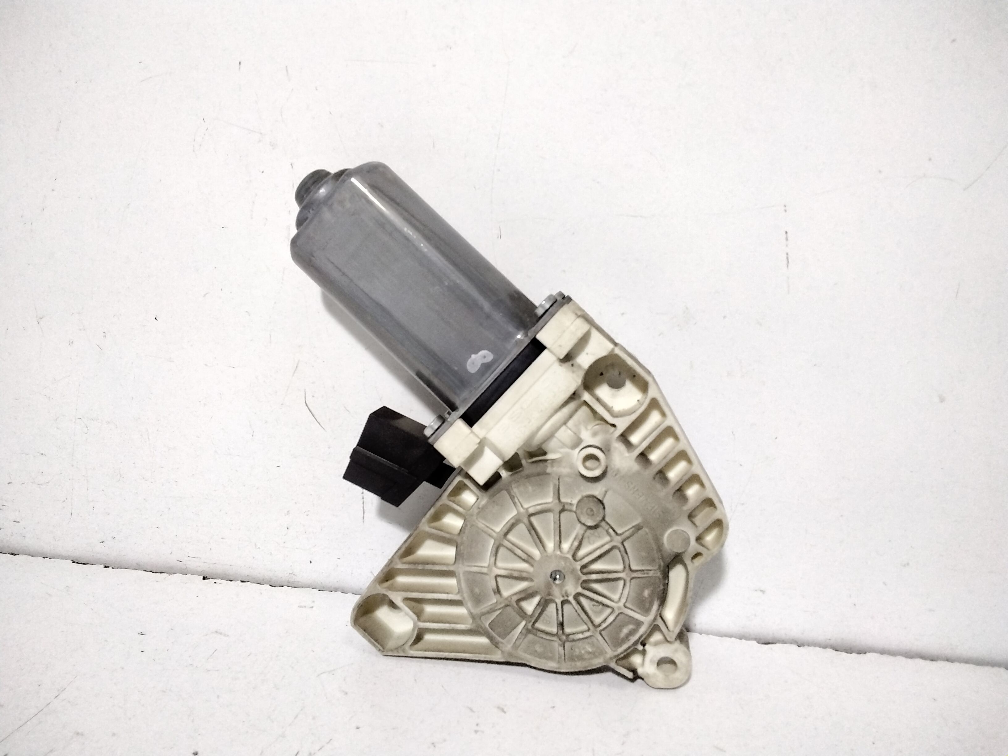 Motorino Alzacristallo Porta Ant. Sinistro A1698204142 Usato