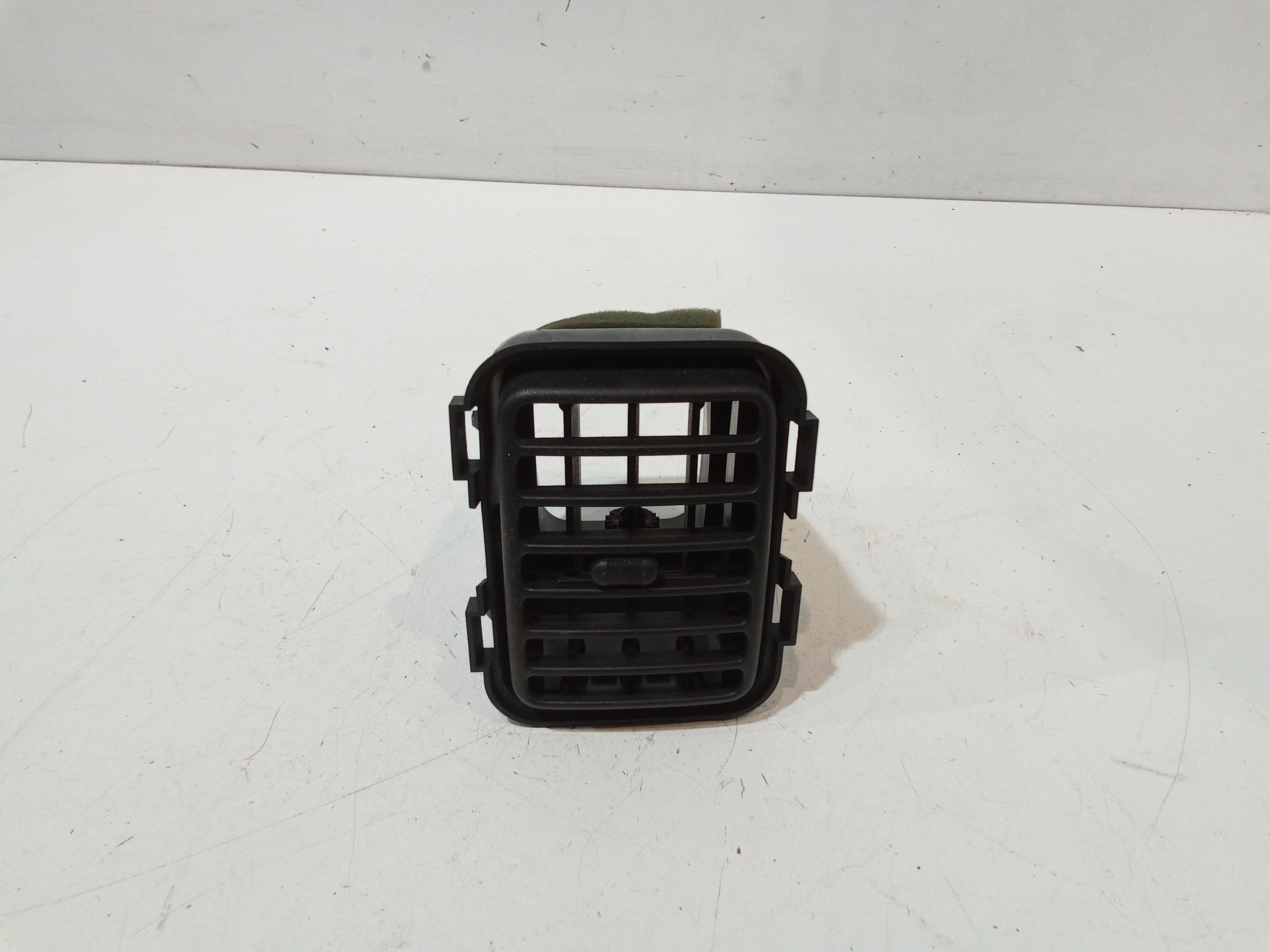 Condotto Aria Bocchette Lat. Cruscotto Sinistro Usato