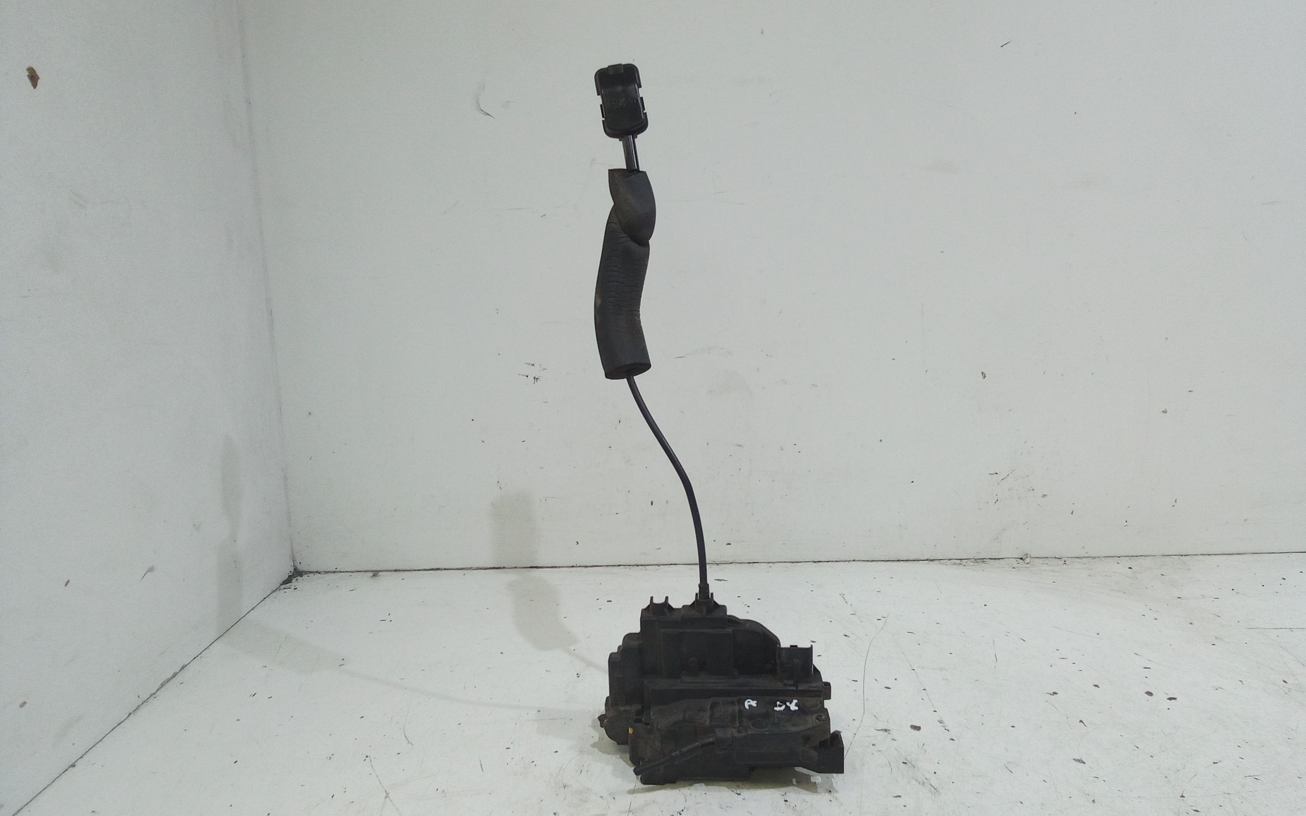 Serratura Porta Ant. Destro 805020001R Usato