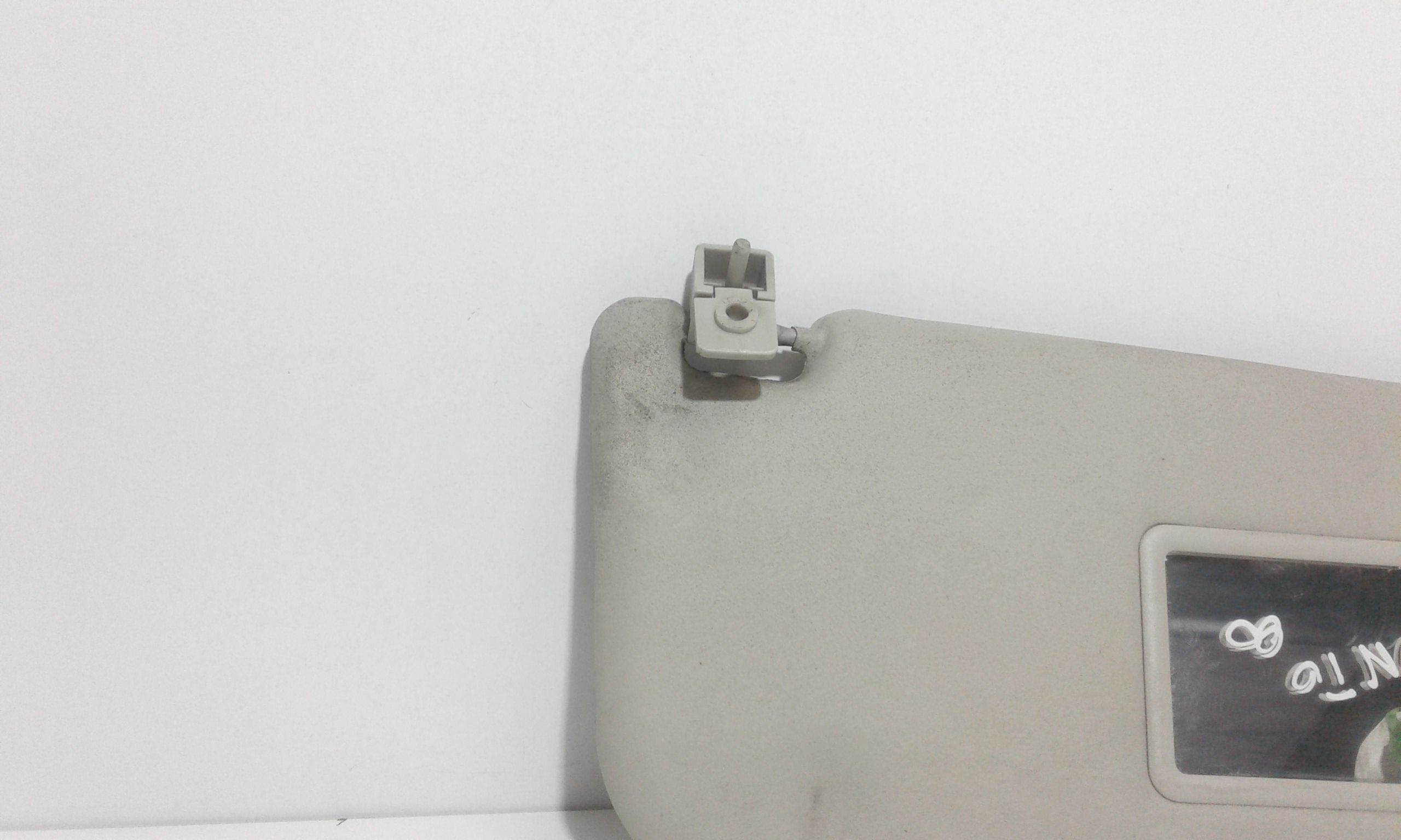 Aletta Parasole Parabrezza Destro 735338206 Usato