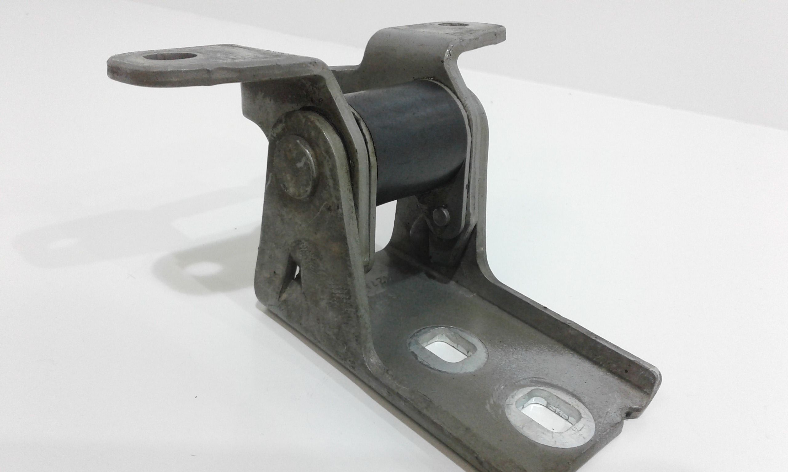 Cerniera Porta Ant. Destro,cerniera Porta Ant.sinistro, Cerniera Porta Post. Destro, Cerniera Porta Post. Sinistro Usato