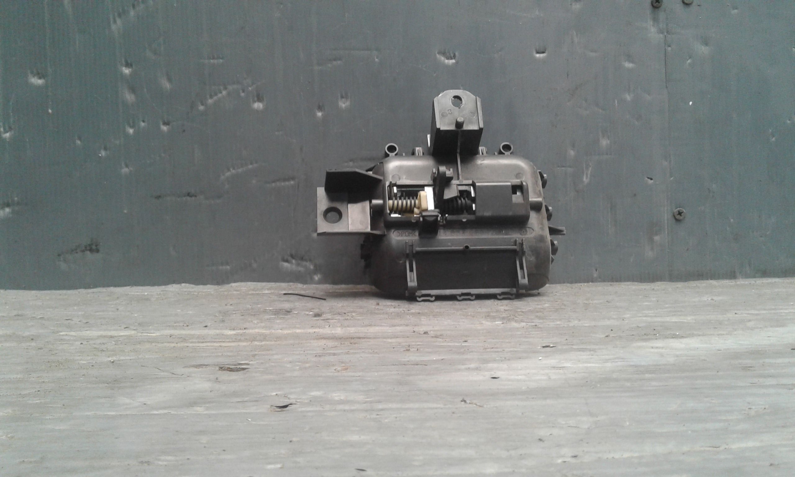 Maniglia Int. Apertura Porta Post. Destro 1401216181 Usato