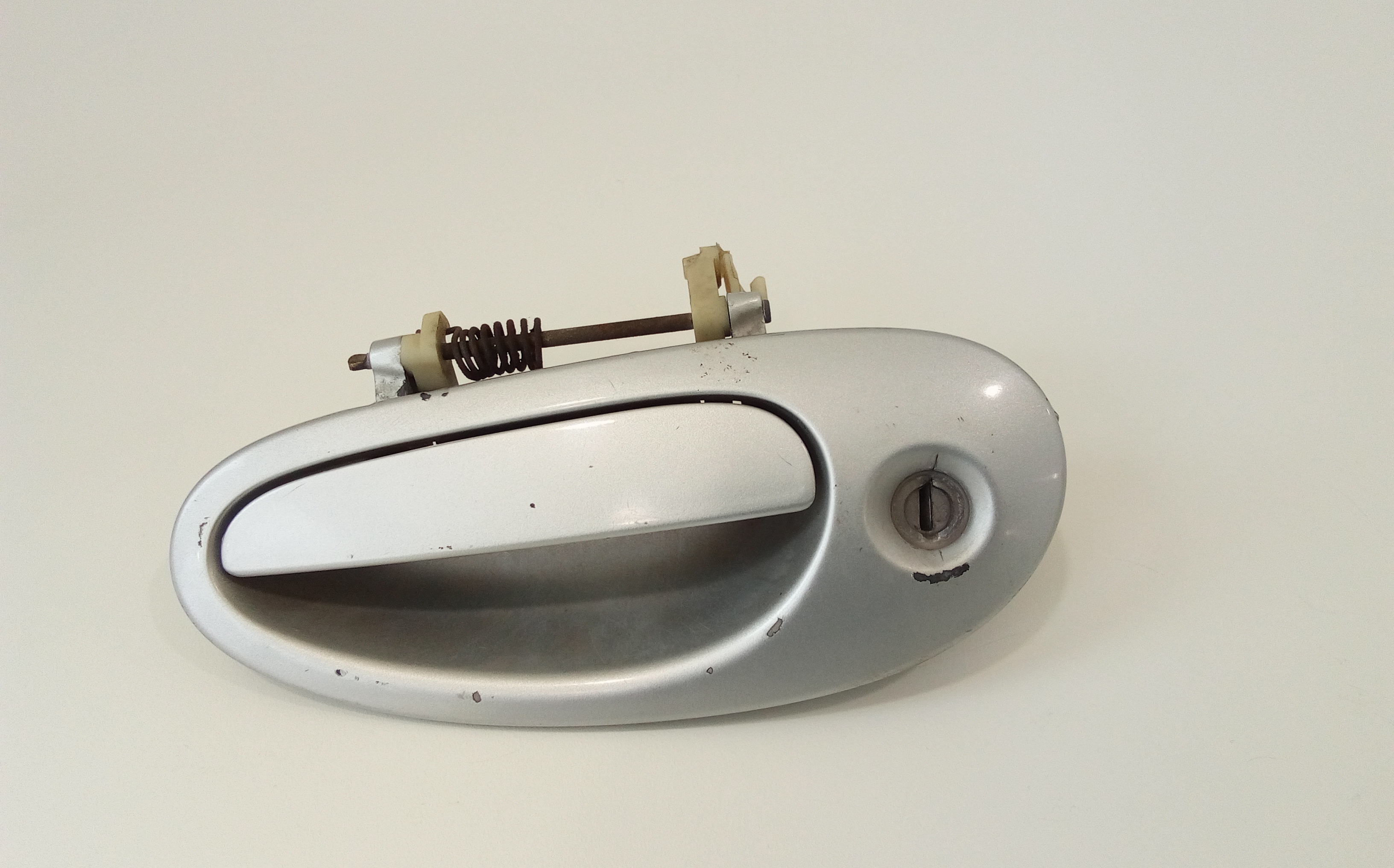 Maniglia Porta Ant. Sinistro K0UC19DX8AB Usato