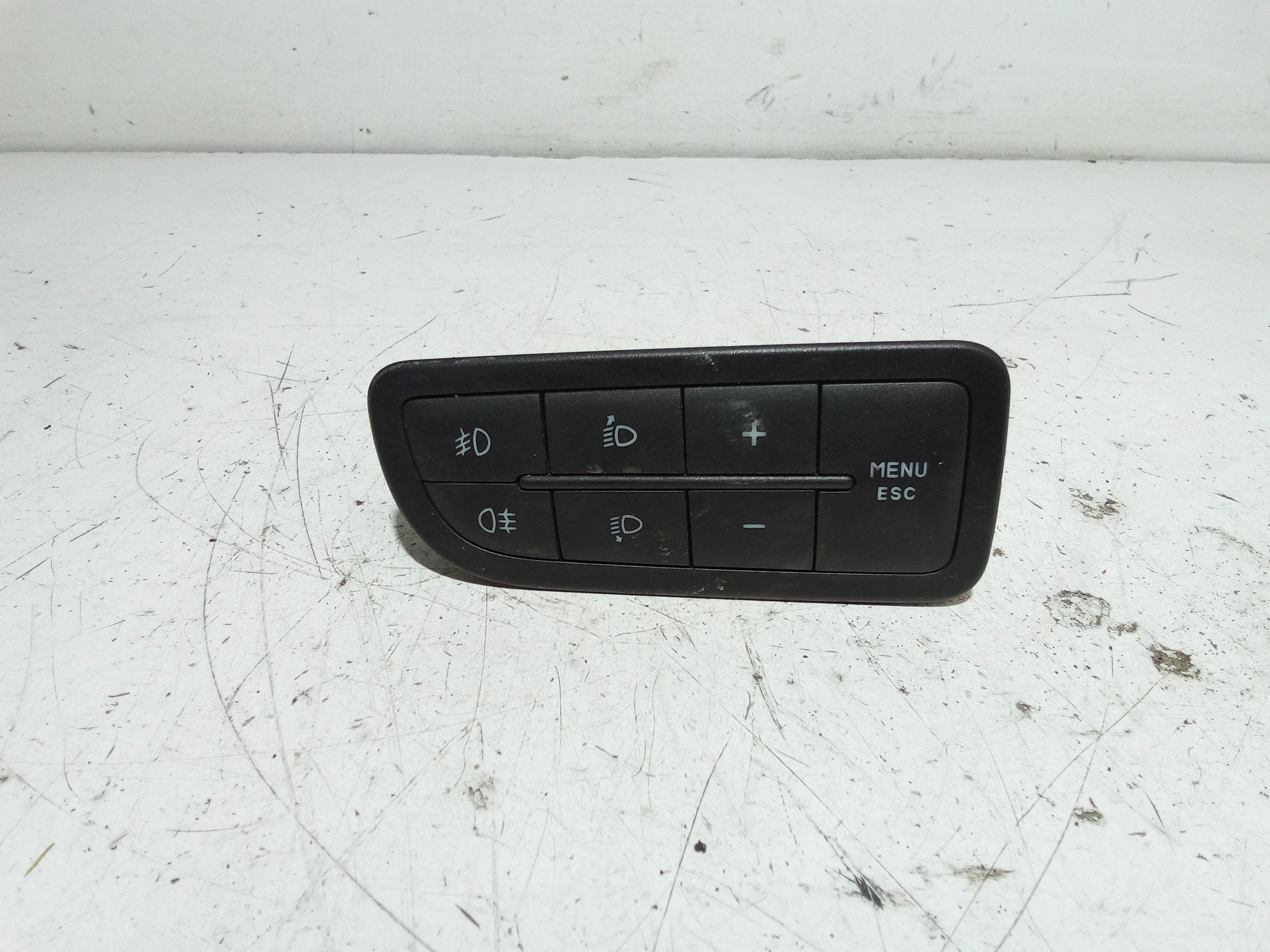 Interruttore Blocco Comando Luci 735604108 Usato