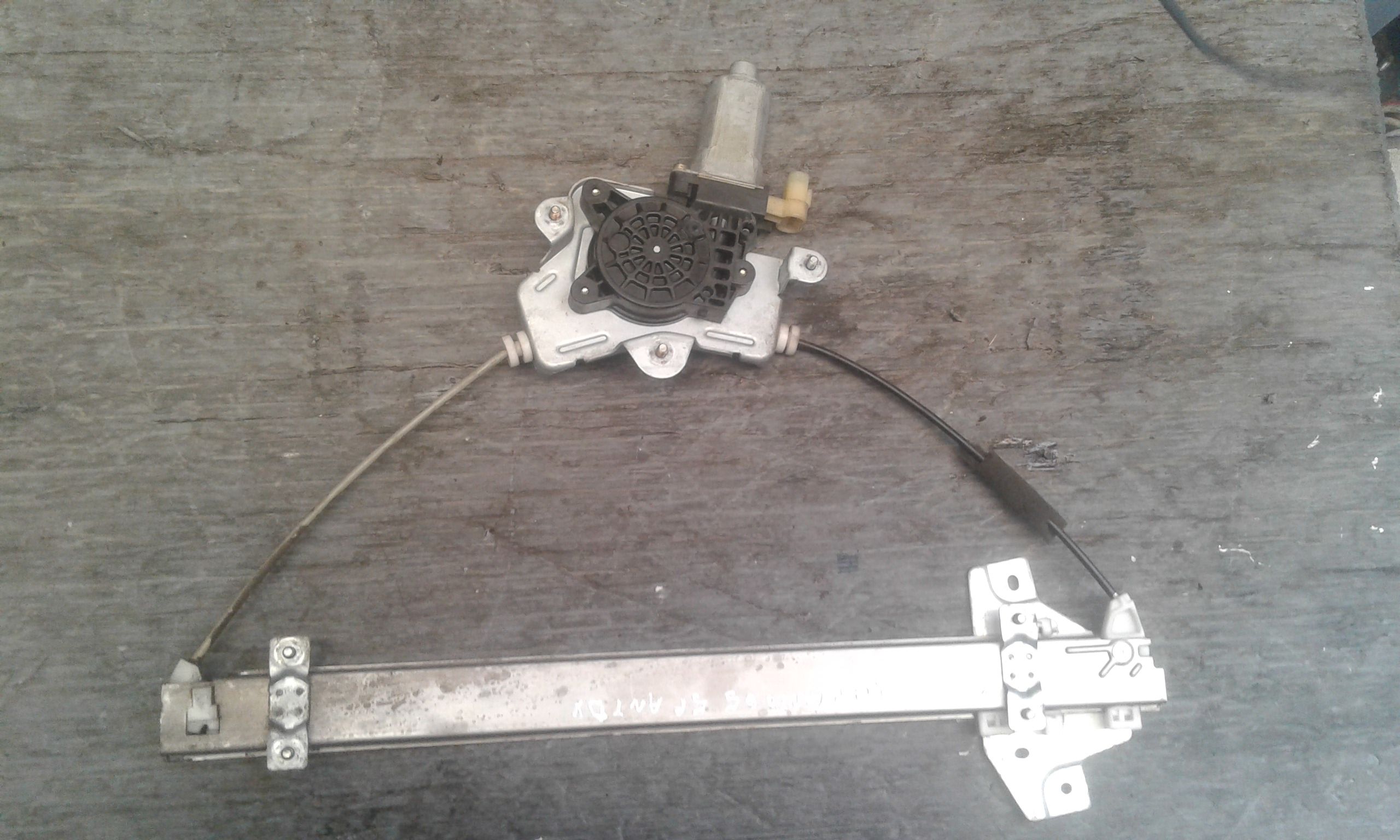 Alzacristallo Porta Ant. Destro 8240207000 Usato