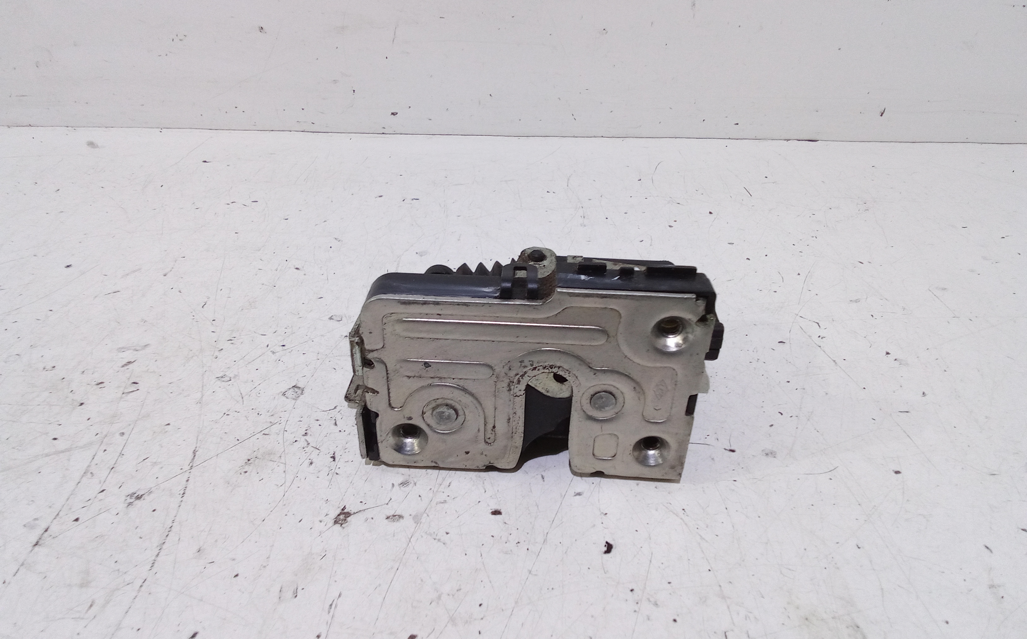 Serratura Porta Ant. Destro 6001547505 Usato