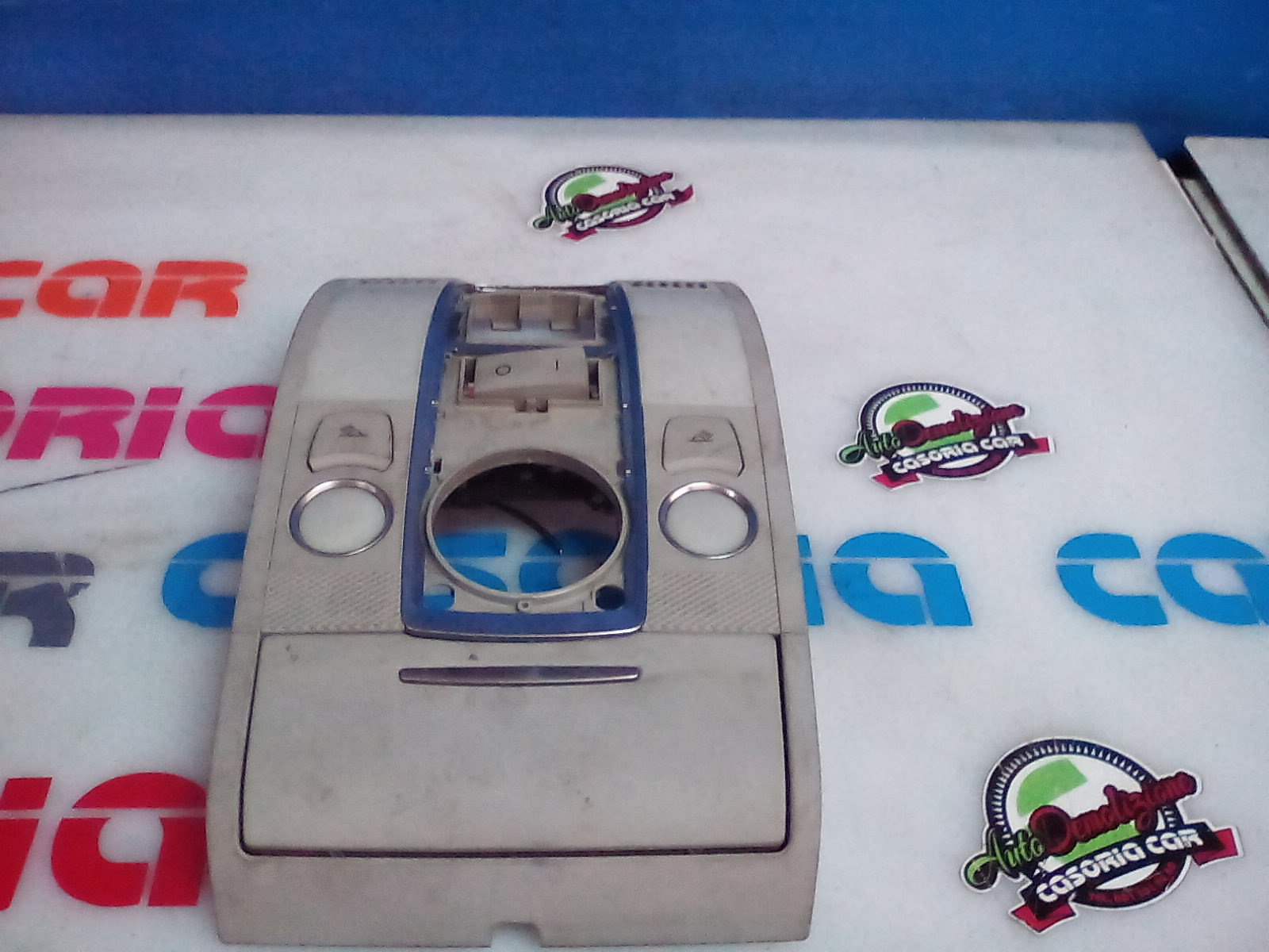 Luce Cortesia Ant. Tetto 4L09471406PS Usato