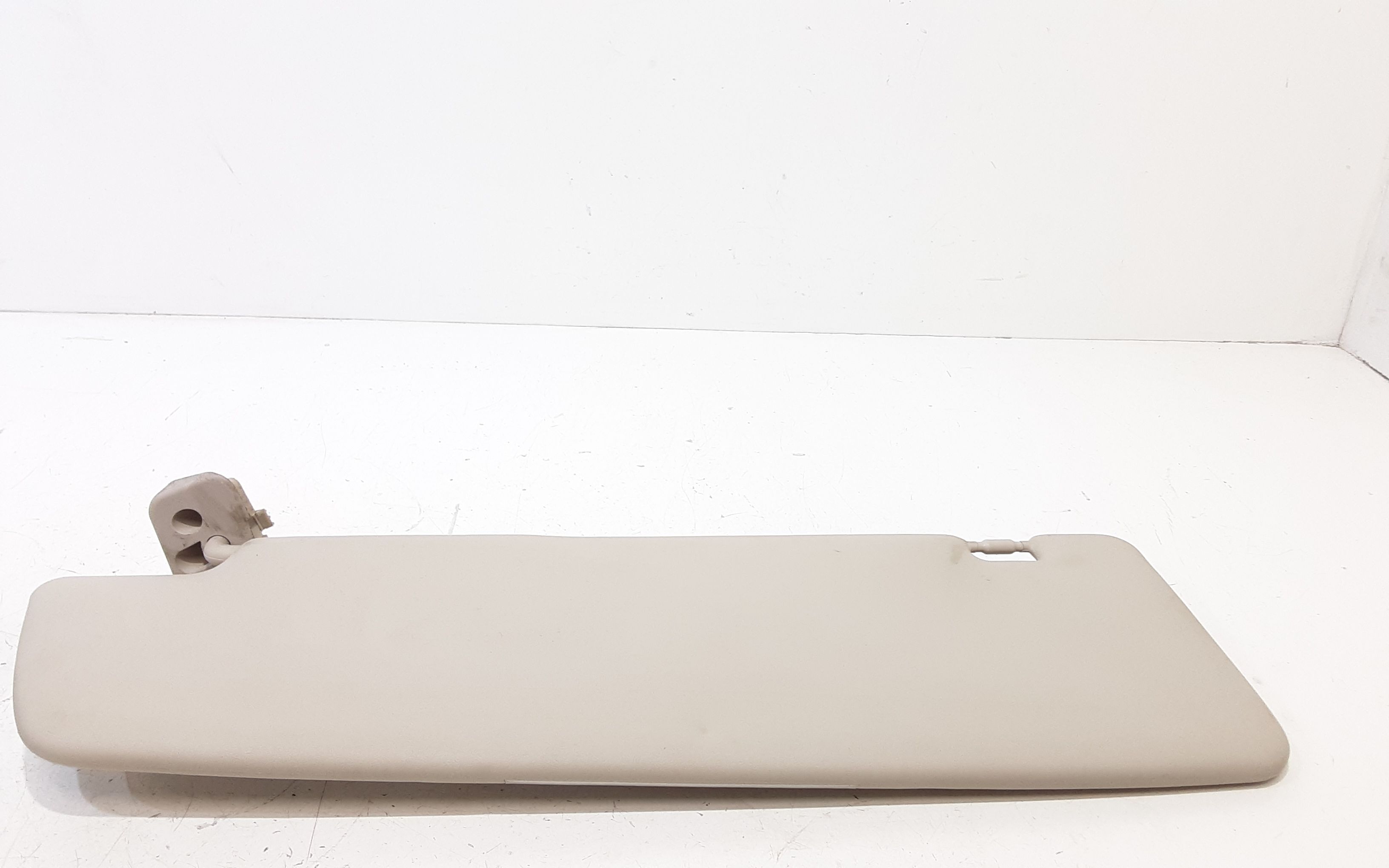 Aletta Parasole Parabrezza Destro 1612107580 Usato