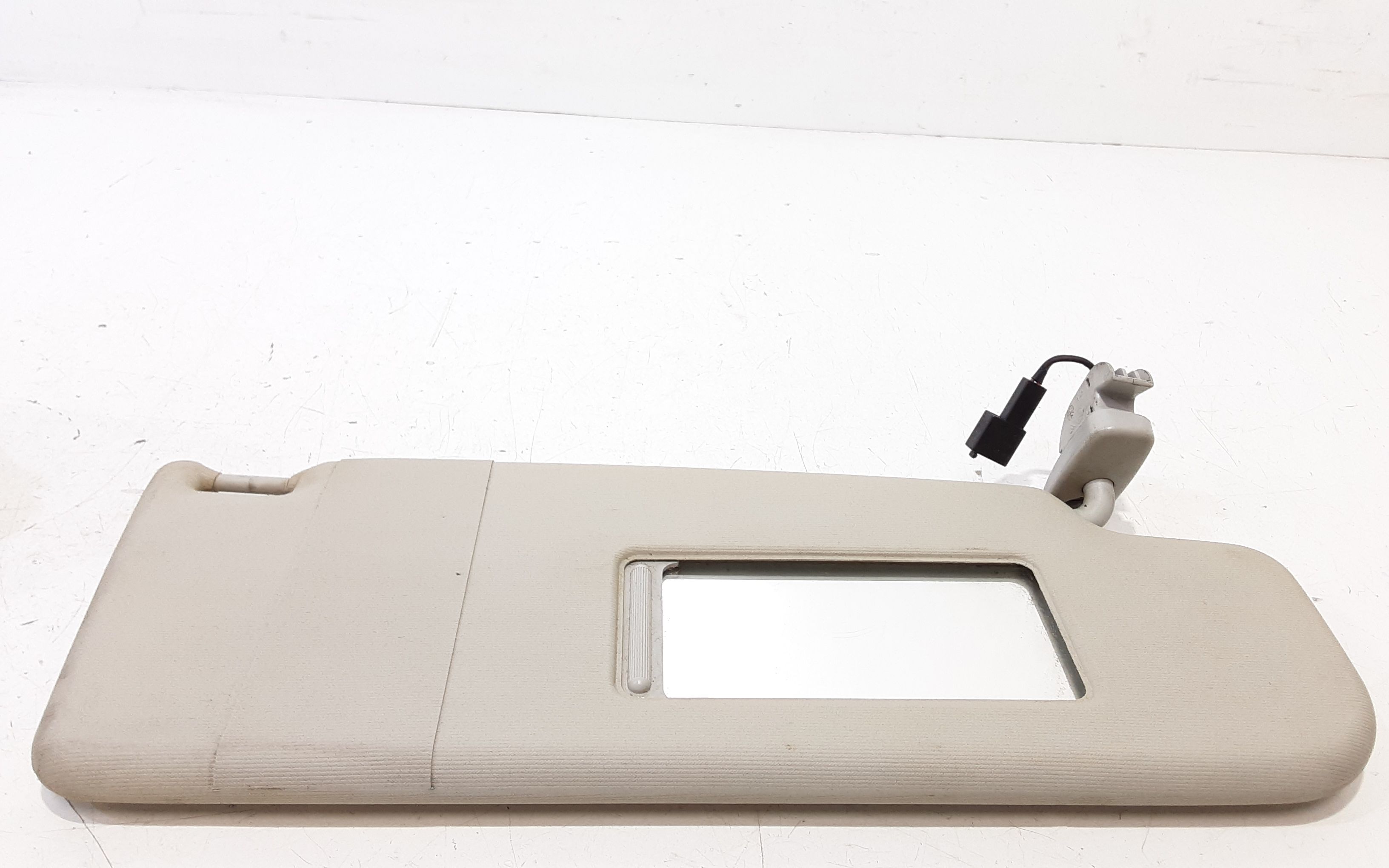 Aletta Parasole Parabrezza Destro 6Q0857552F2F4 Usato