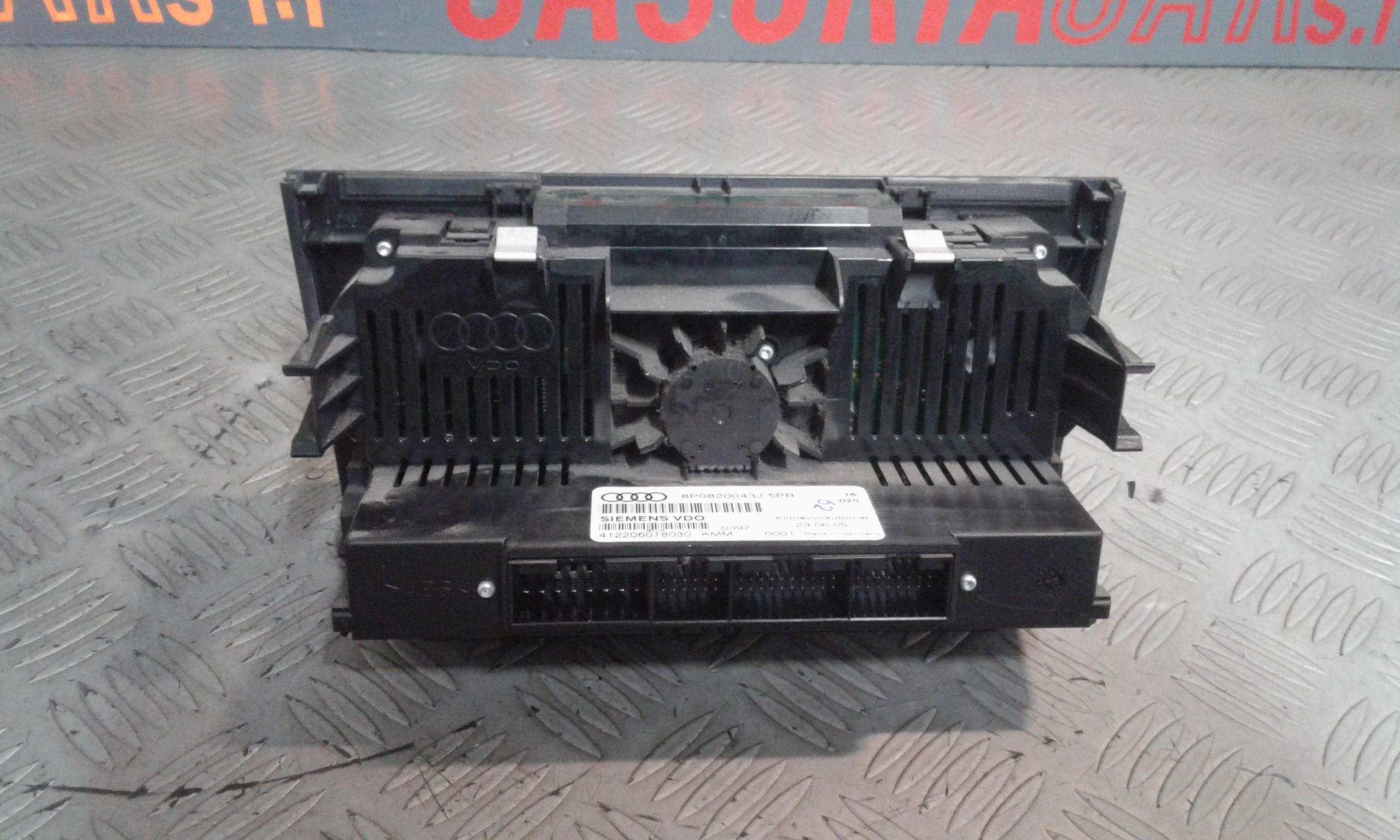 Blocco Comando Climatizzazione 8P0819047F5PR Usato