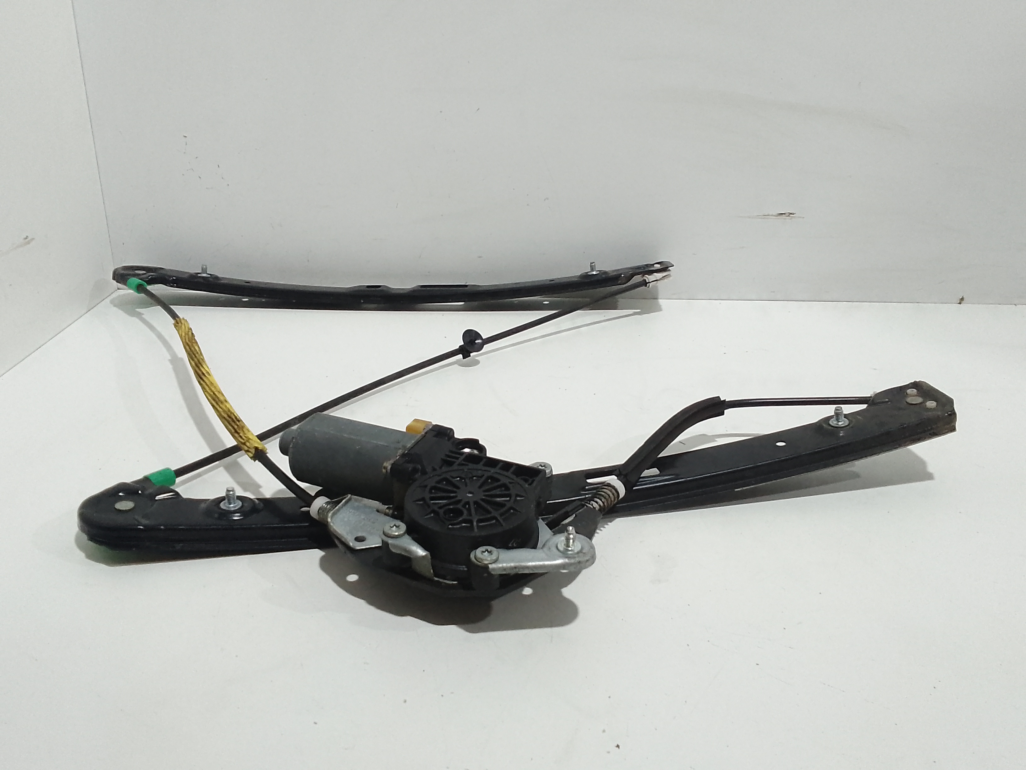 Alzacristallo Porta Ant. Destro Usato