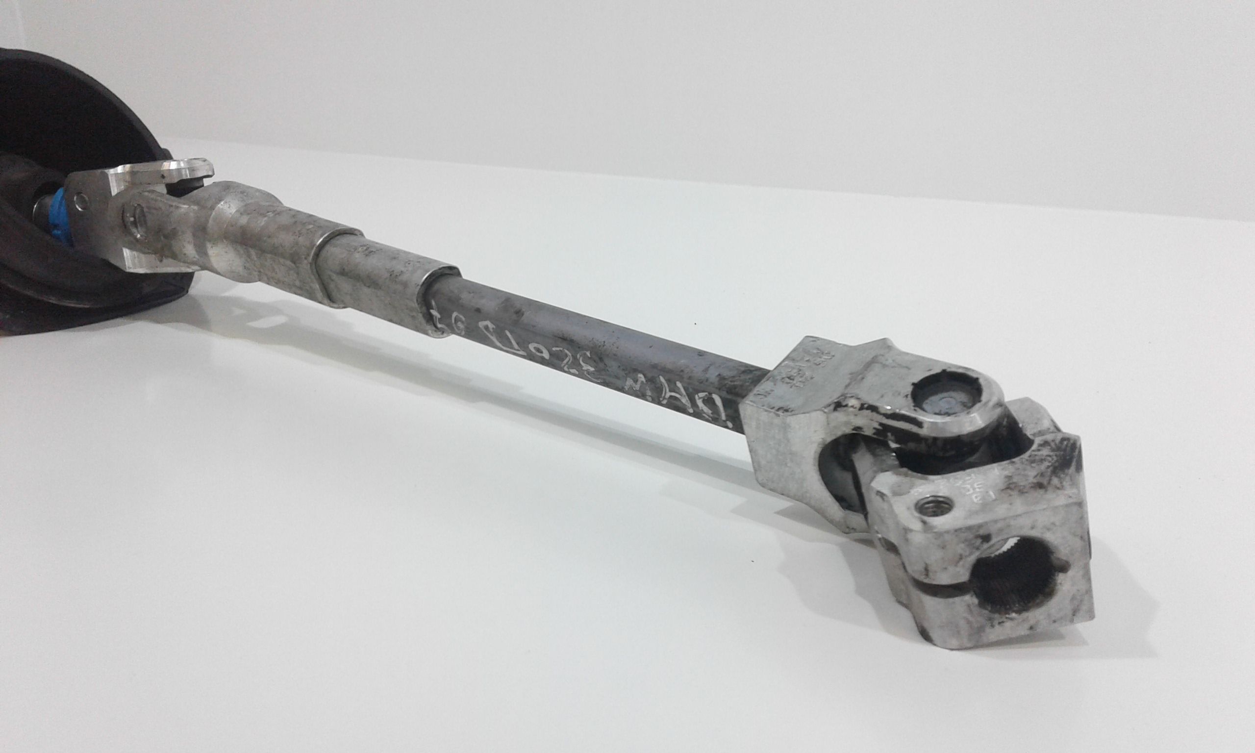 Albero Sterzo Inf. 32306769157 Usato