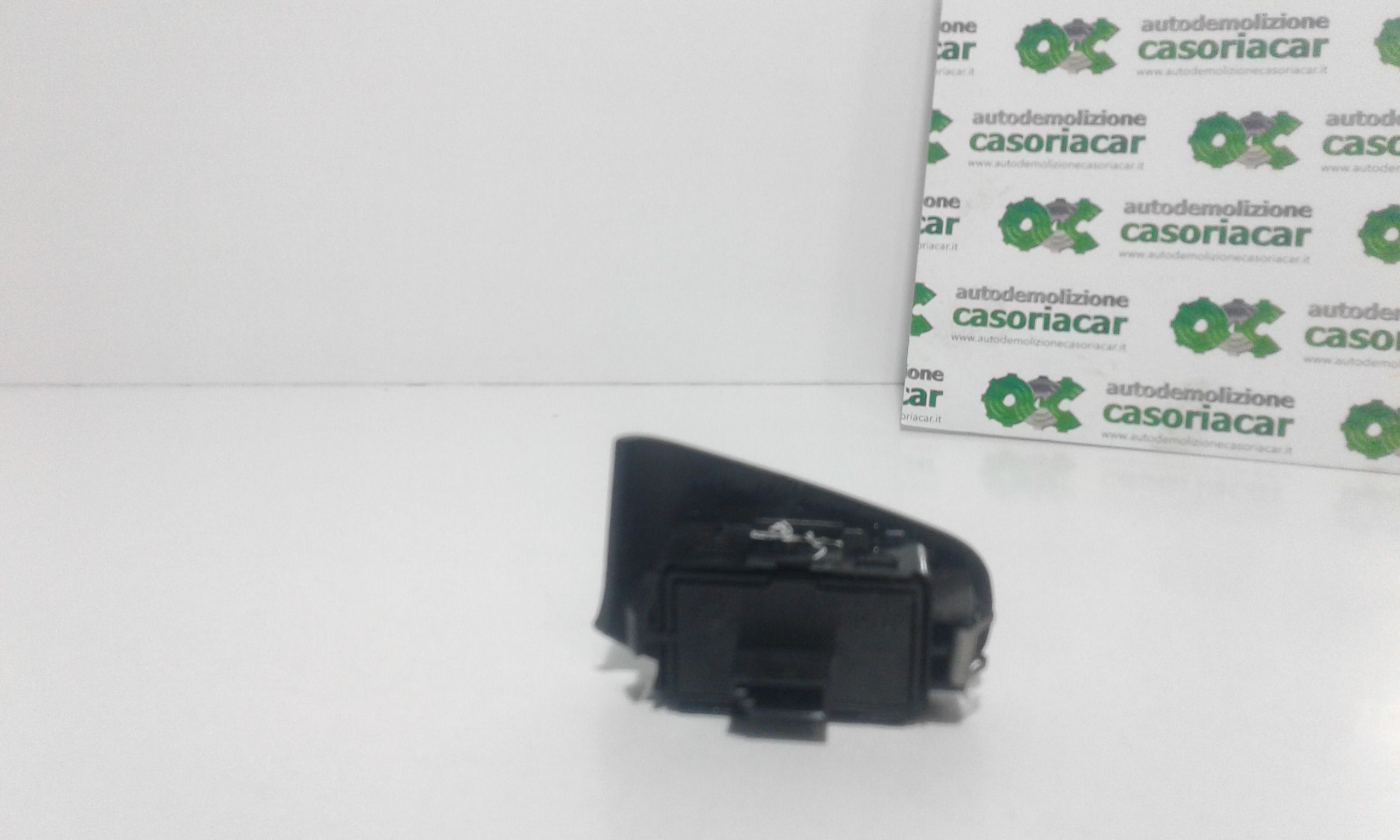 Interruttore Alzacristalli Porta Ant. Destro Usato