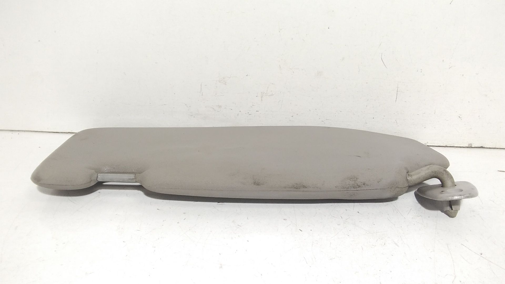 Aletta Parasole Parabrezza Sinistro 1624479 Usato