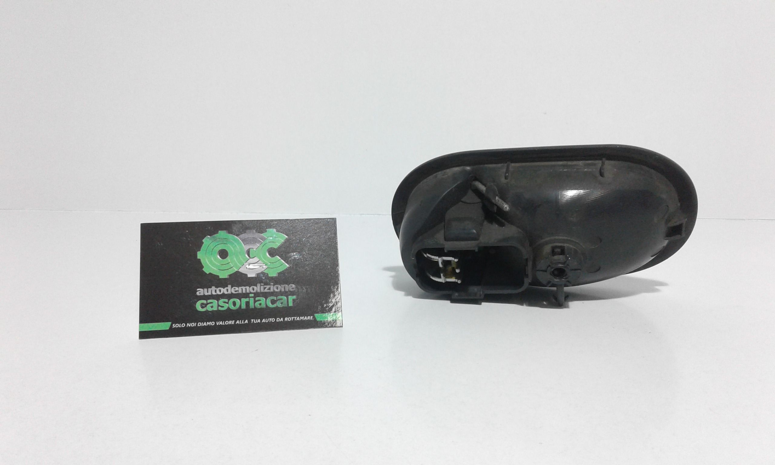 Maniglia Int. Apertura Porta Post. Destro 8200310580 Usato