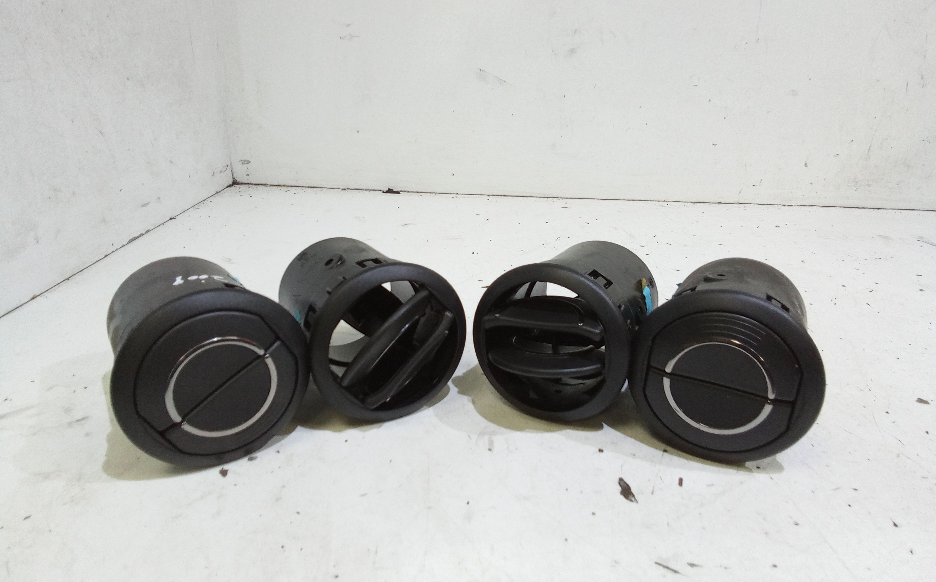 Condotto Aria Bocchette Centr. Sup. Cruscotto Usato