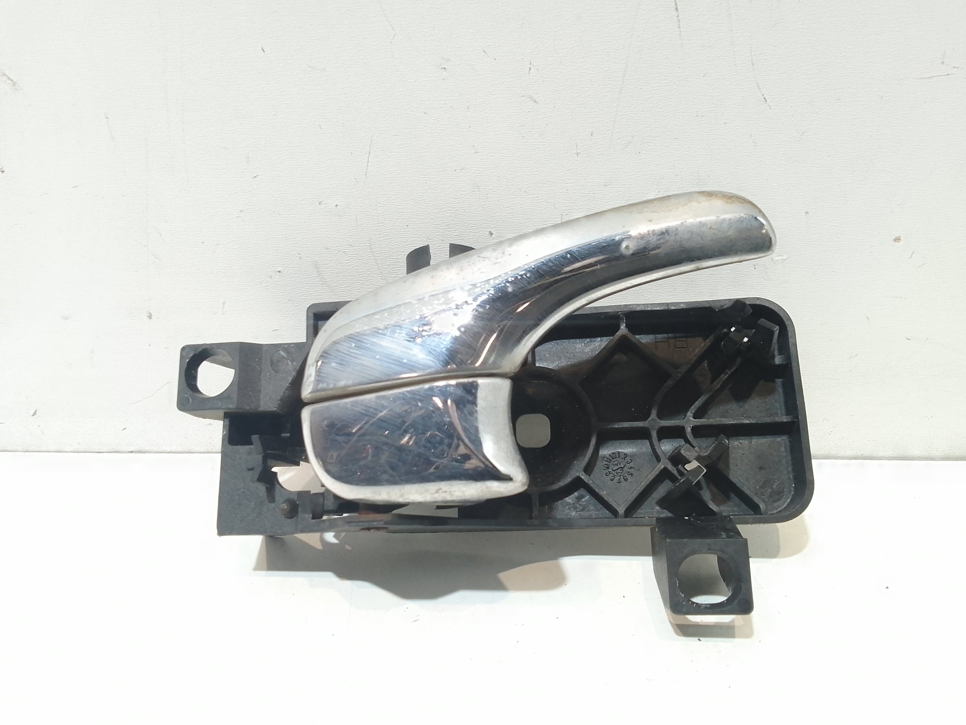 Maniglia Int. Apertura Porta Ant. Destro Usato