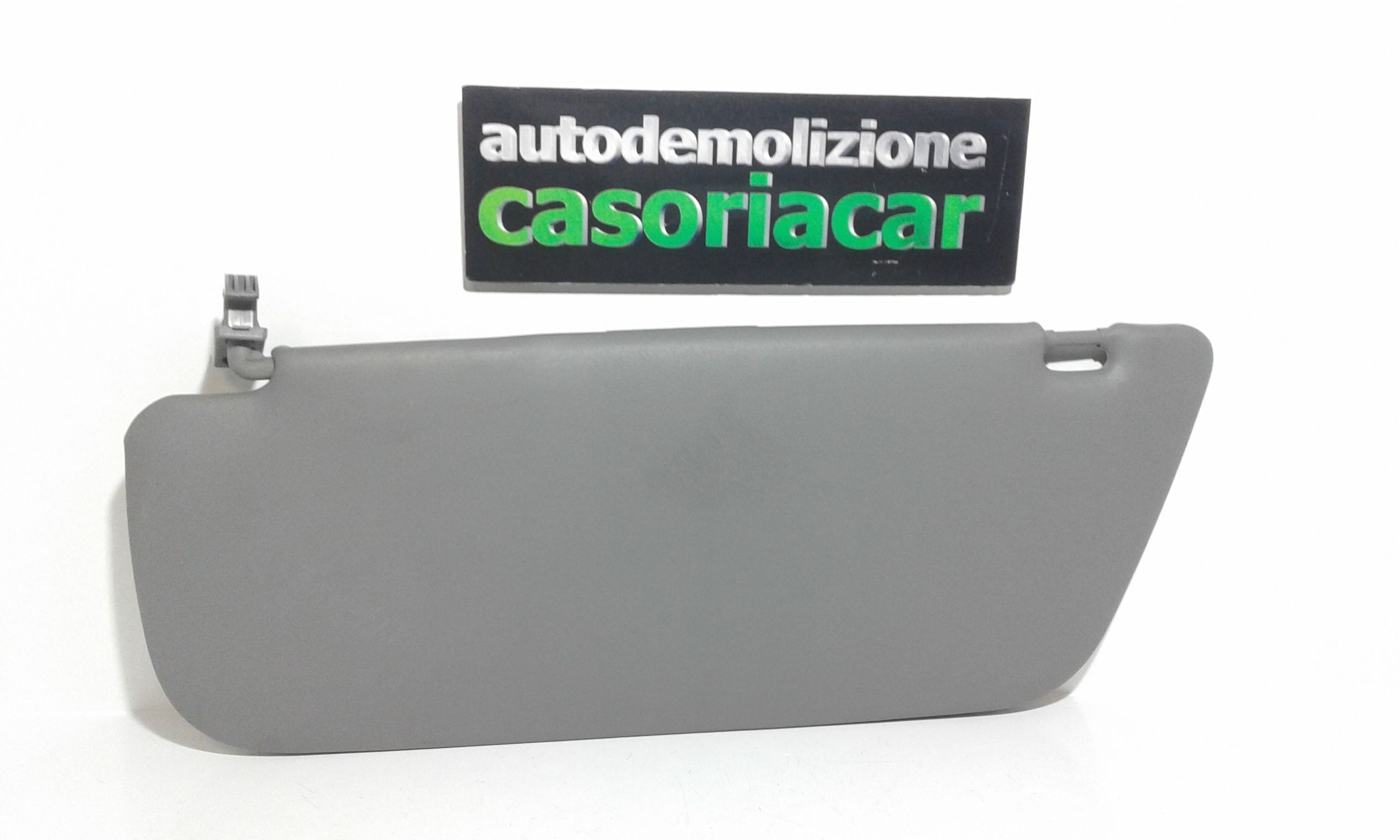 Aletta Parasole Parabrezza Destro A90681001107J69 Usato