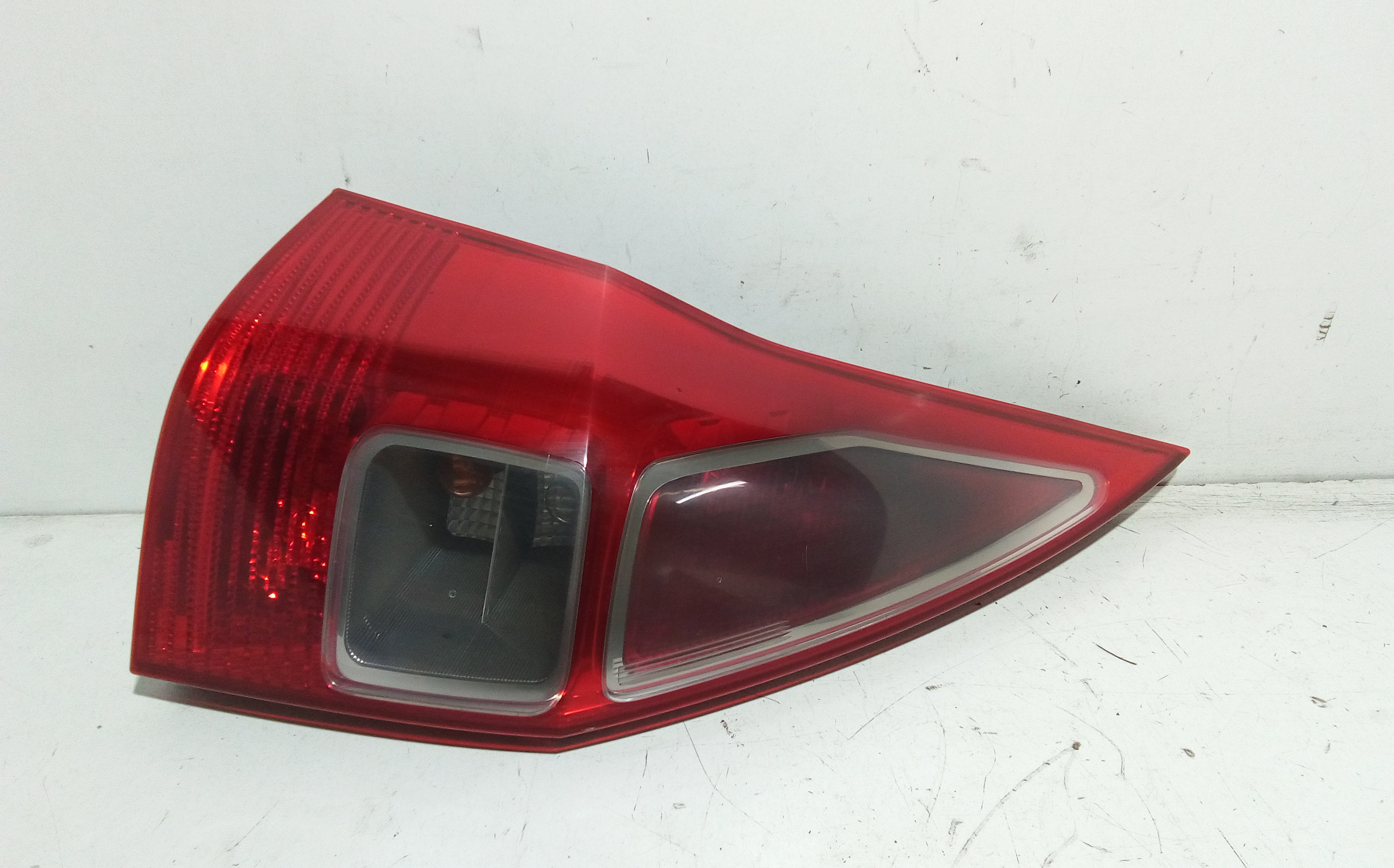 Fanale Post. Sinistro 8200073236 Usato