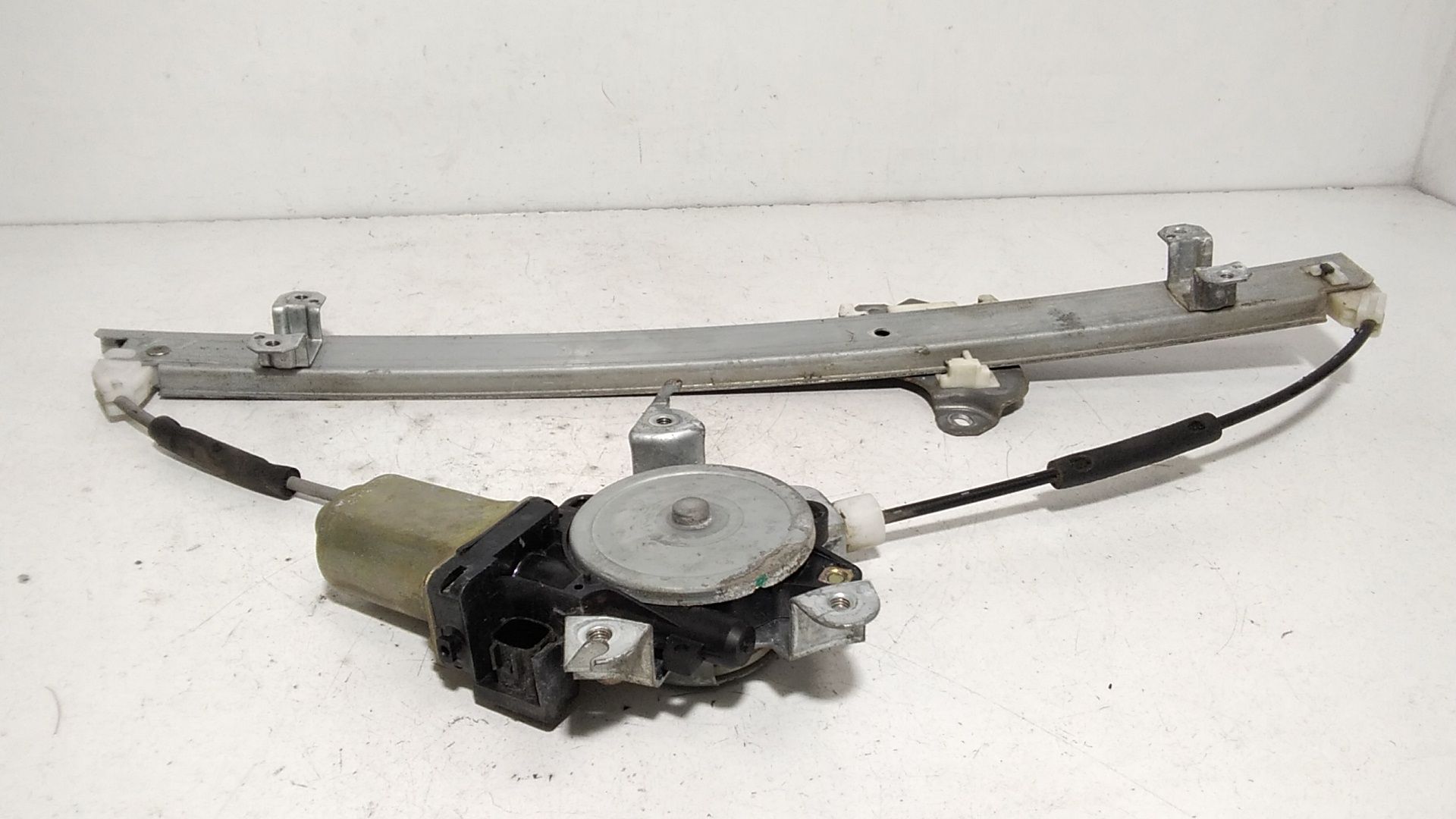 Alzacristallo Porta Ant. Destro Usato