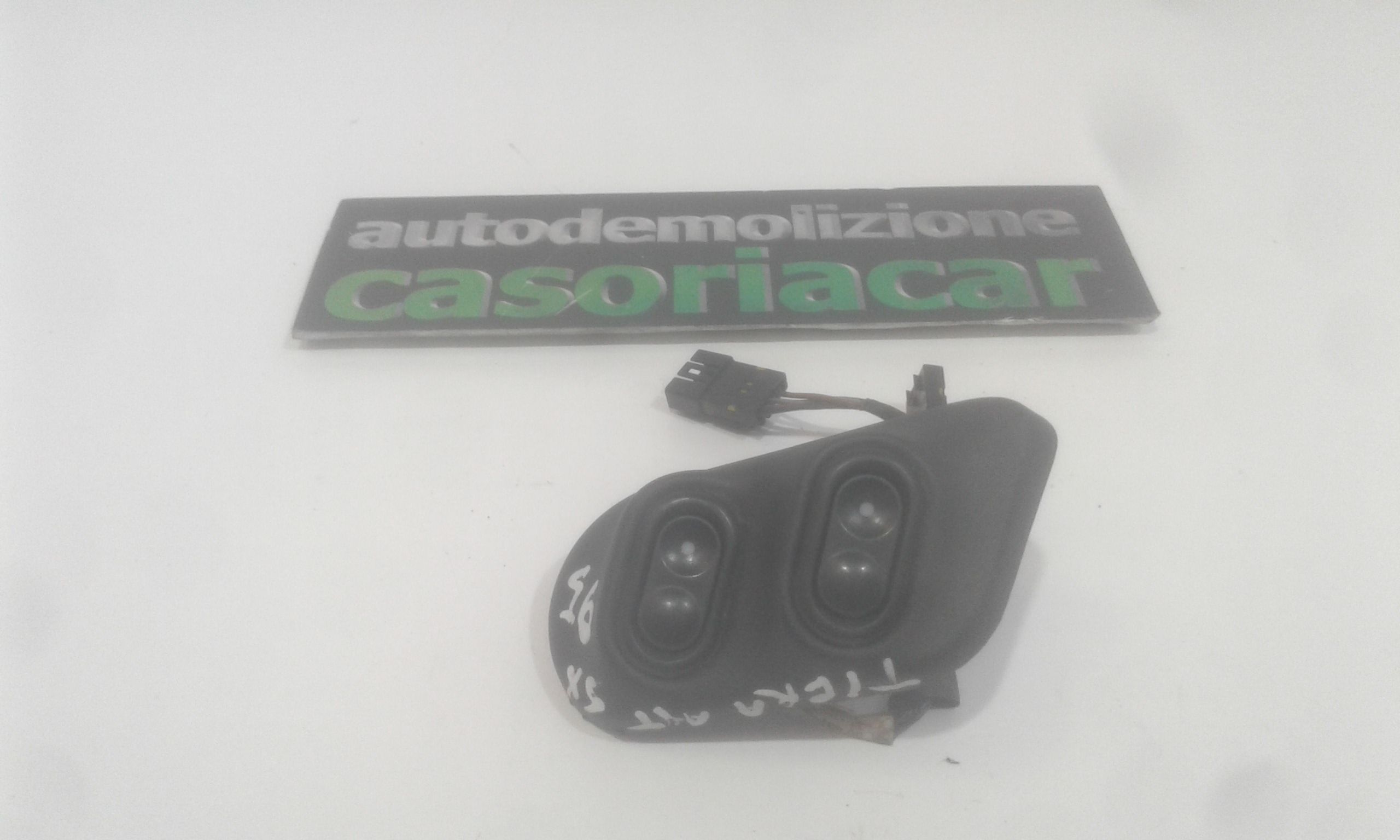 Interruttore Alzacristalli Porta Ant. Sinistro Usato