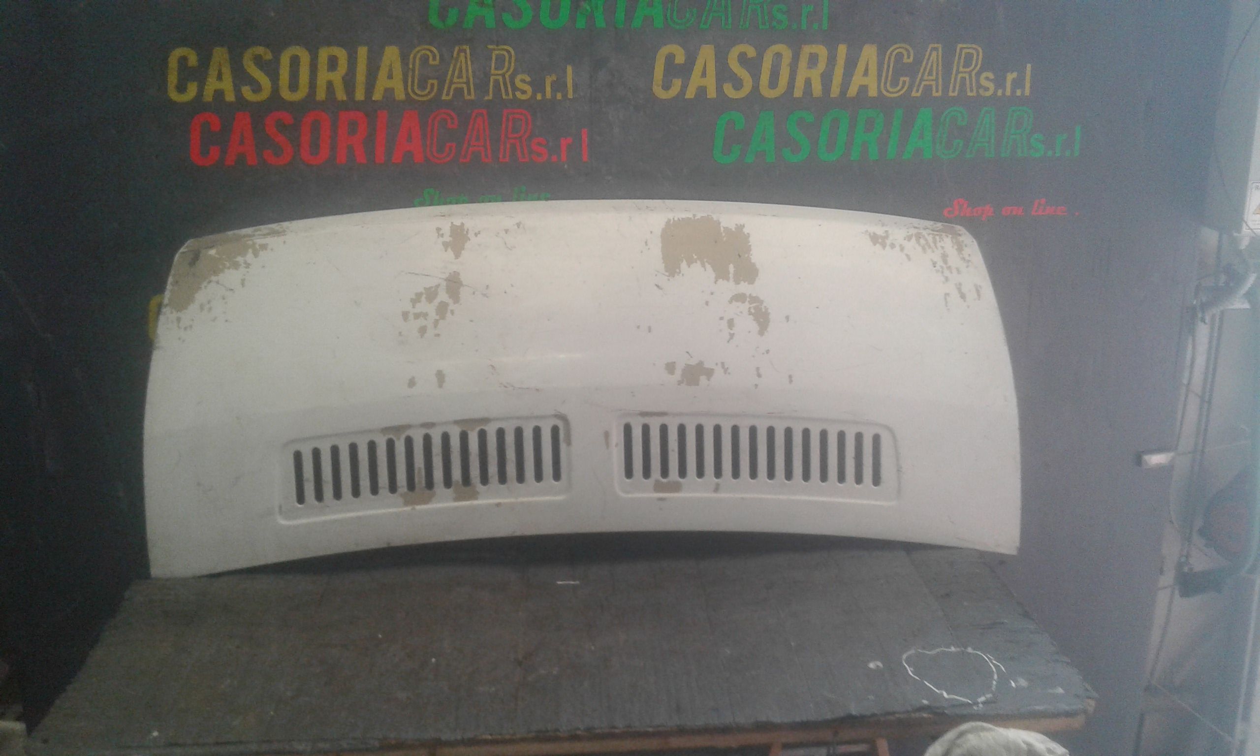 Cofano Ant. 1340587080 Usato