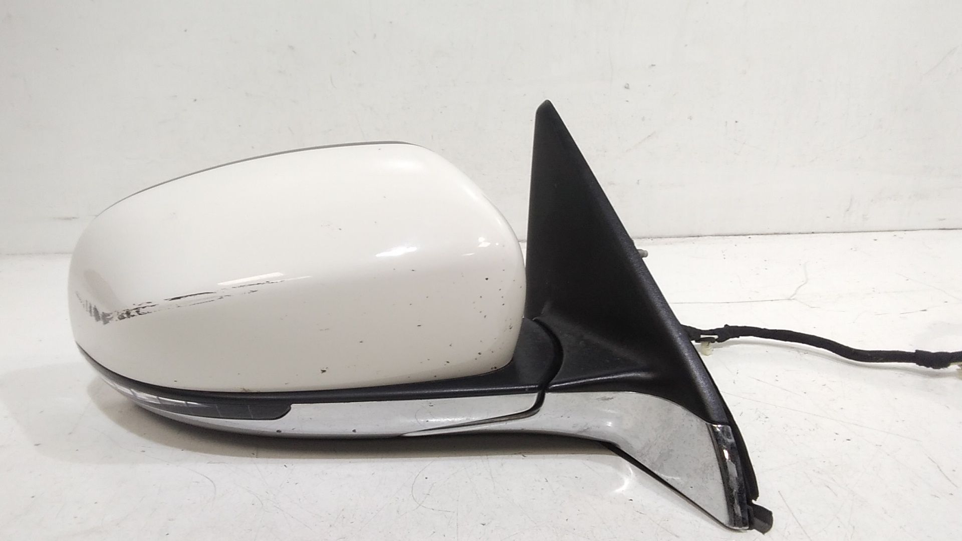 Retrovisore Est. Destro Usato